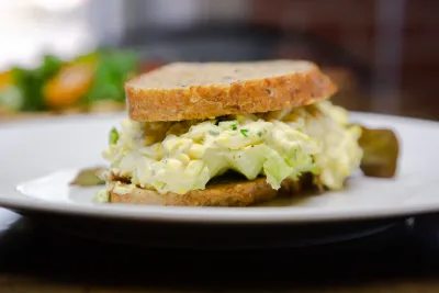 Eggs sandwich