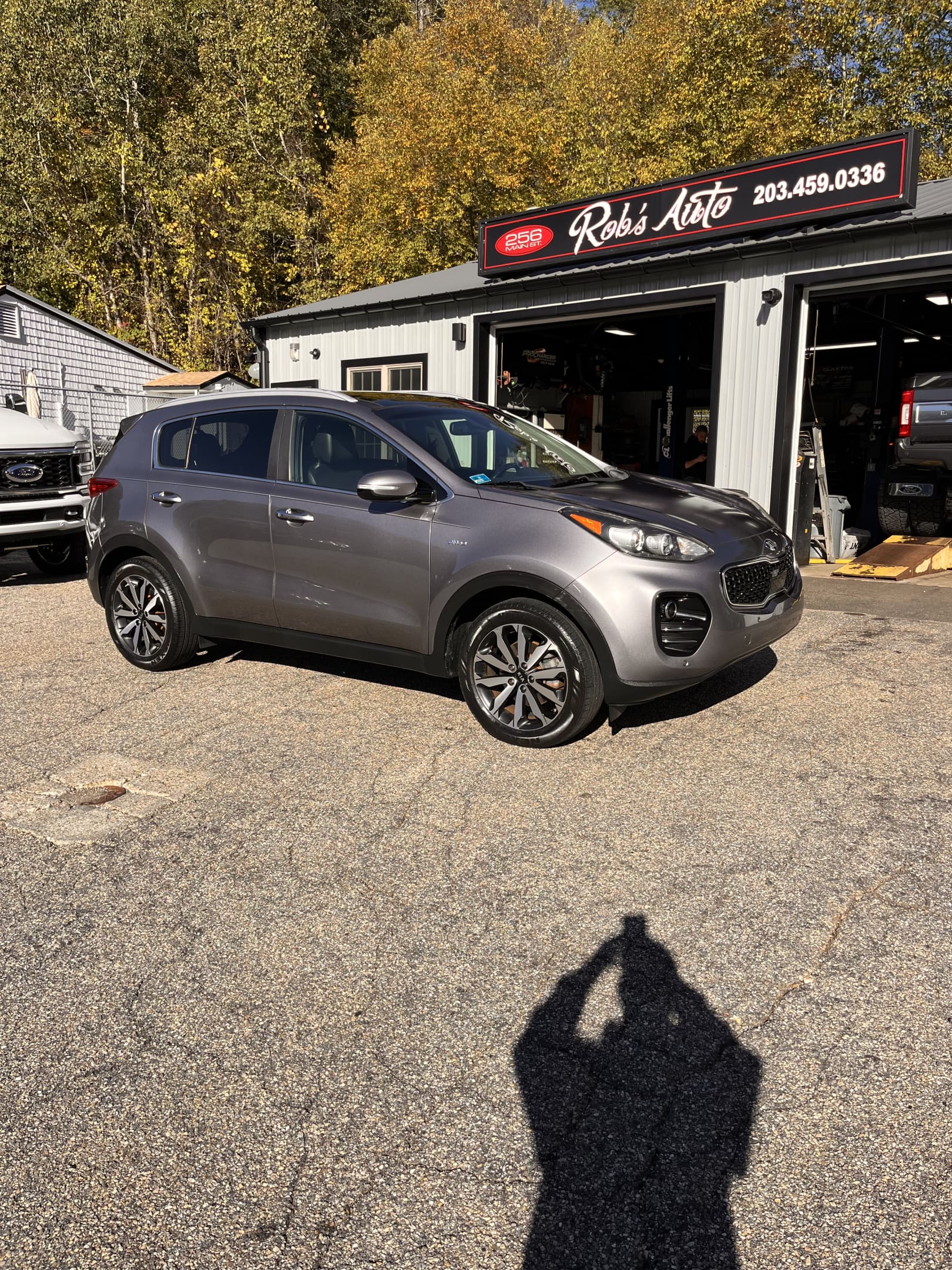 NEW ARRIVAL!! 2017 KIA SPORTAGE EX!!! AWD! Clean carfax!! ONLY 68,500 miles!!! Loaded with Technology package and premium package!! Heated and cooled leather seats, heated steering wheel, navigation, blind spot warning, pano roof, lane change assist, rear cross traffic alert and much much more!! Won’t last at ONLY $14,900!!!