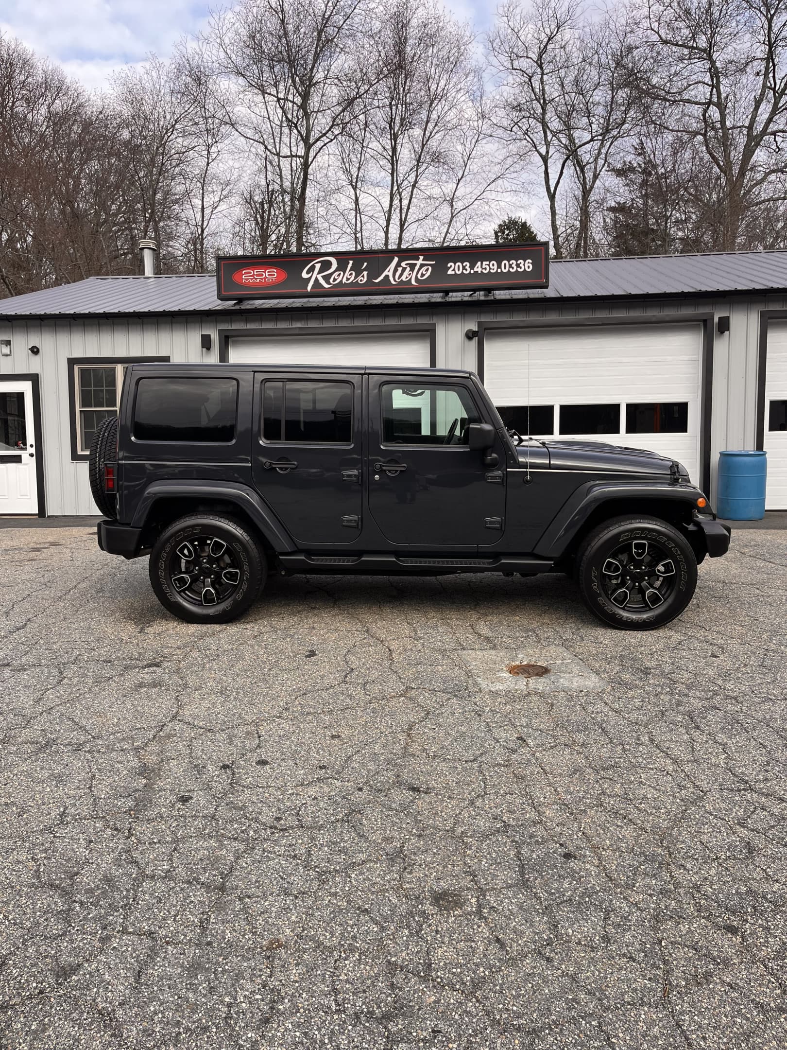 NEW ARRIVAL!!! 2018 JEEP UNLIMITED ALTITUDE!!! One owner car!! Loaded with heated leather seats, alpine 9 speakers with all weather subwoofer, power bulge hood, body color freedom hardtop, premium black sunrider soft top, hard top headliner, Bluetooth, backup camera and much more!! Best of all ONLY 39k miles!!! Won’t last at only $28,900!!