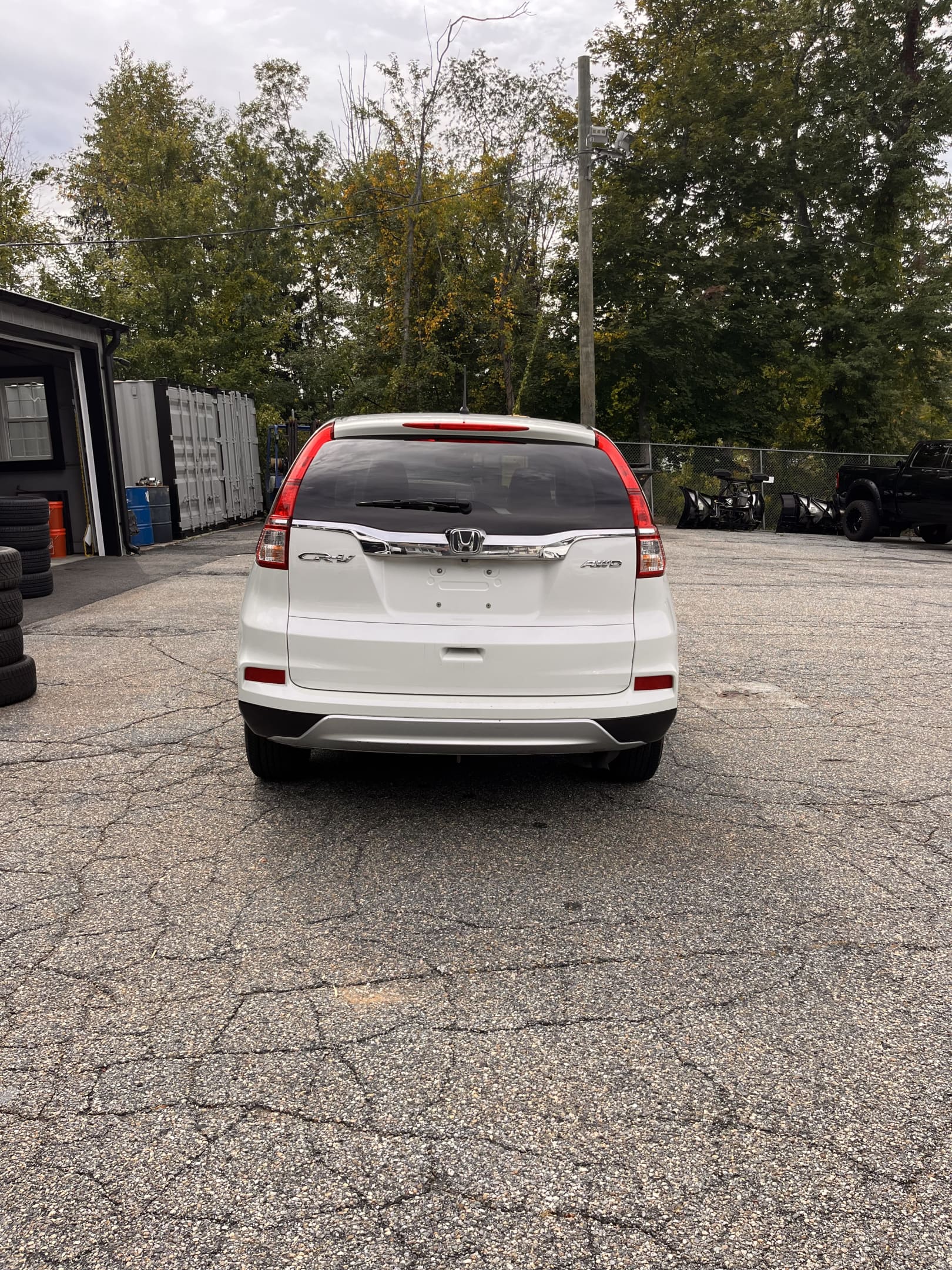 NEW ARRIVAL!! 2015 HONDA CRV-EX!!! The definition of reliability!! Moonroof, heated seats, Bluetooth, backup camera and more! AWD!! With 130k miles it’s not even broken in yet!! Won’t last at ONLY $12,900!!