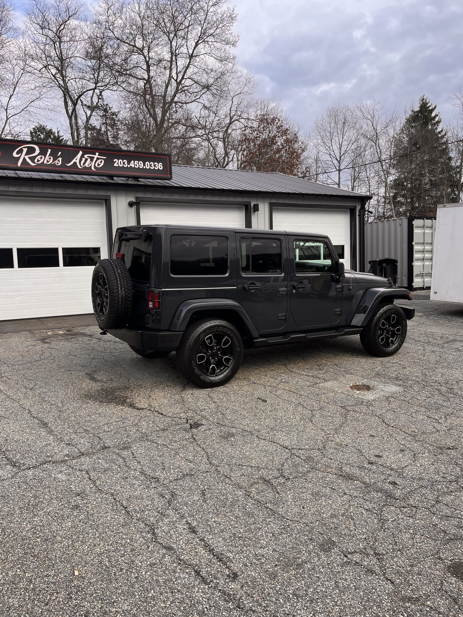 NEW ARRIVAL!!! 2018 JEEP UNLIMITED ALTITUDE!!! One owner car!! Loaded with heated leather seats, alpine 9 speakers with all weather subwoofer, power bulge hood, body color freedom hardtop, premium black sunrider soft top, hard top headliner, Bluetooth, backup camera and much more!! Best of all ONLY 39k miles!!! Won’t last at only $28,900!!