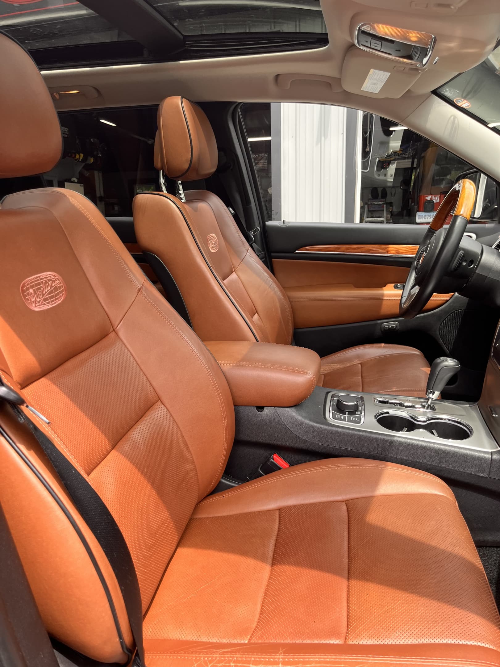 NEW ARRIVAL!! 2013 JEEP GRAND CHEROKEE OVERLAND!!! Clean carfax!!! Loaded with navigation, heated and cooled front seats, heated steering wheel, heated rear seats, pano roof, remote start and much much more!! Extensive maintenance records!! 108k miles!! Runs and drives like new!! Won’t last at only $10,900!!