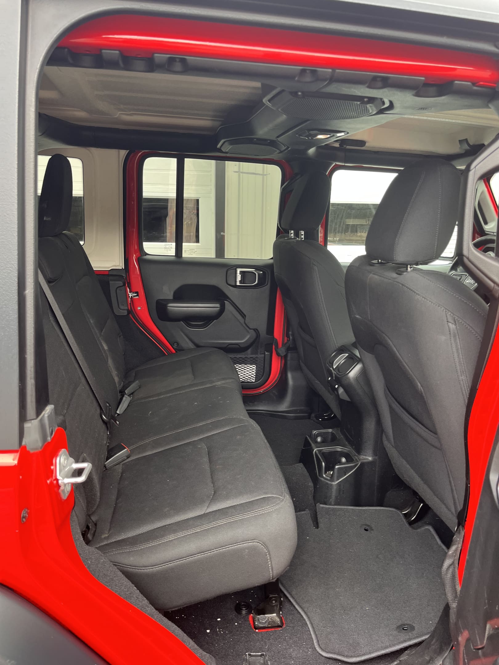 NEW ARRIVAL!! 2018 Jeep Wrangler unlimited Sport S!! ONLY 39k miles! Heated seats, heated steering wheel, remote start, Bluetooth and much much more!! Runs and drives like new! Won’t last at ONLY $26,900!!