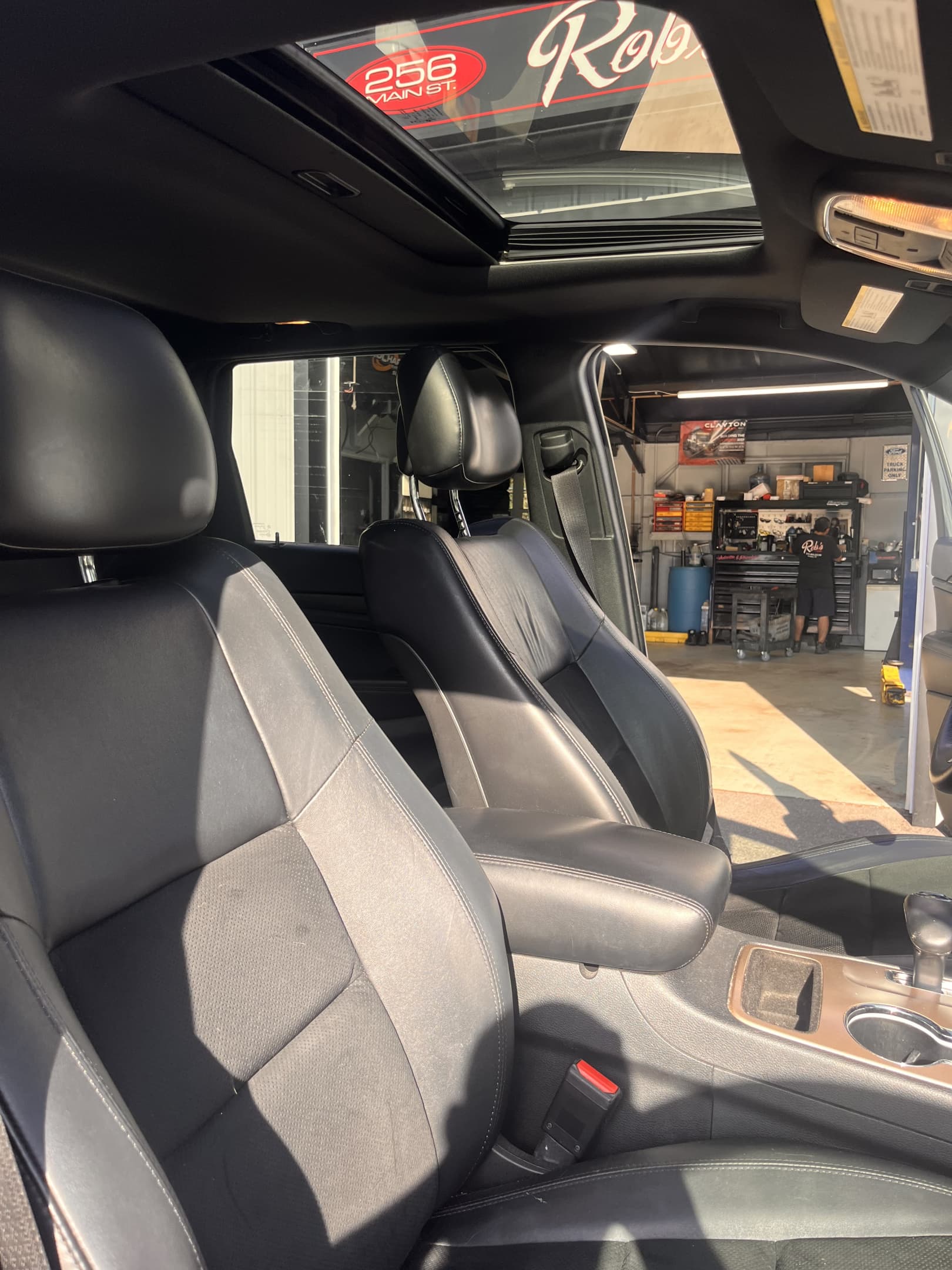 NEW ARRIVAL!! 2014 JEEP GRAND CHEROKEE ALTITUDE!!! One owner!! PERFECT CARFAX!!! Loaded with navigation, moonroof, heated seats, heated steering wheel, 20” wheels, remote start and much much more! Extensive maintenance records!!! Only 112,400 miles and priced to sell! Won’t last at ONLY $12,900!!!