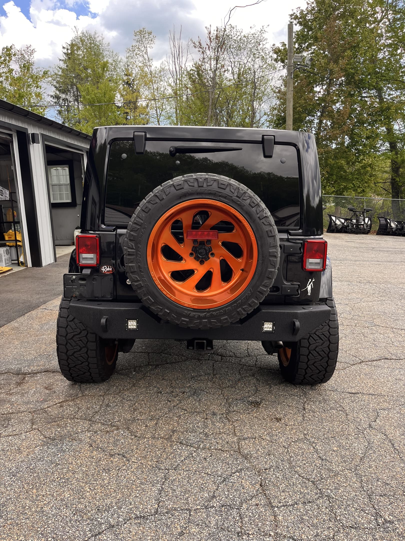 NEW ARRIVAL!!! 2016 JEEP WRANGLER UNLIMITED SAHARA!!! This one is one of a kind! Heated leather seats, color matching freedom hardtop, remote start, Bluetooth and much more!! 93k miles! Runs and drives like new! Too many mods to list!! All work done here at Rob’s!!! Won’t last at ONLY $22,900!!!