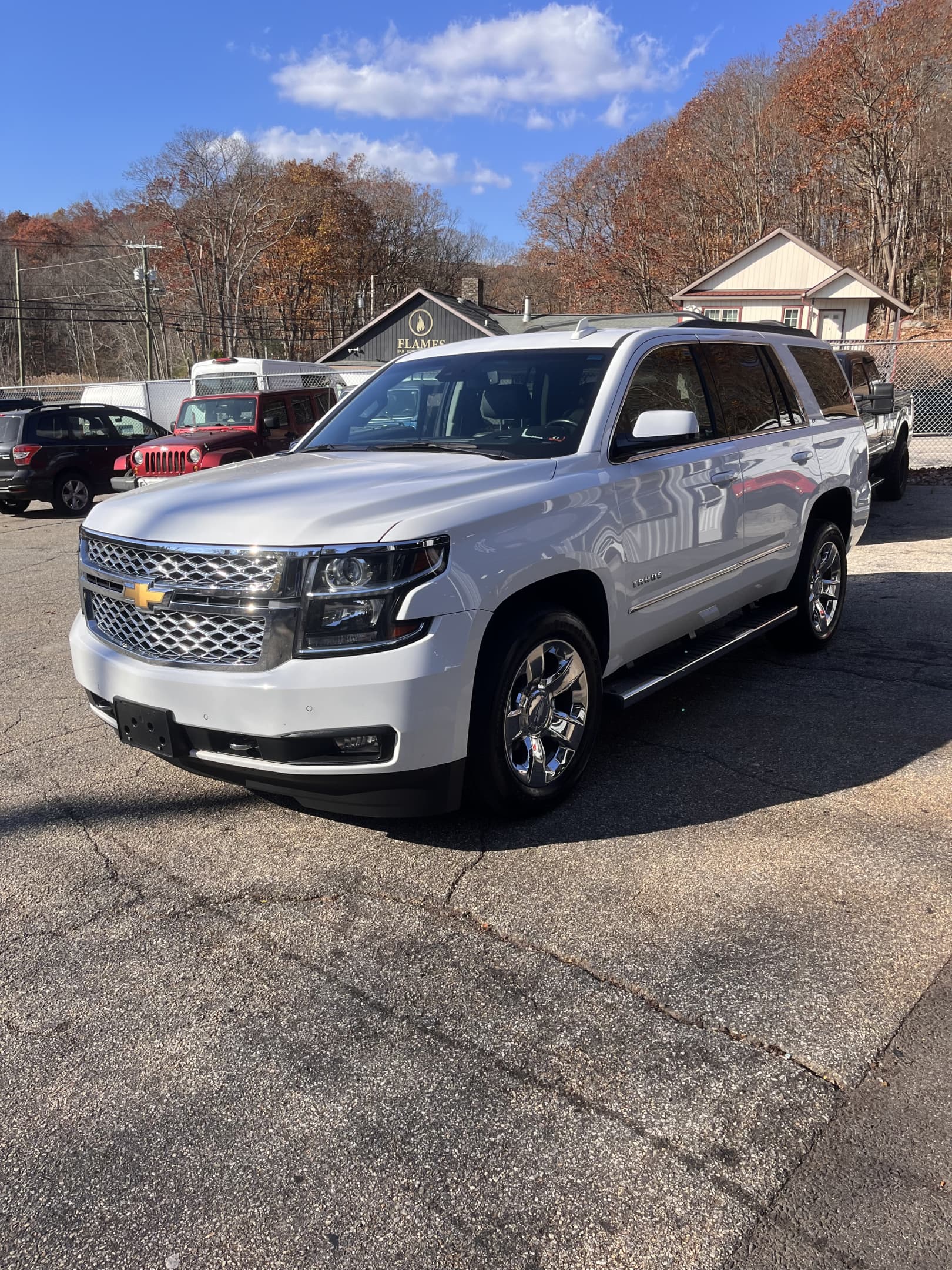 NEW ARRIVAL!! 2018 Chevrolet Tahoe LT! ONLY 69,600 miles!! Loaded with 20” wheels, navigation, heated front and rear seats, heated steering wheel, DVD, remote start, Bose stereo, moonroof and much much more!! Runs and drives like new! Won’t last at $31,900!!