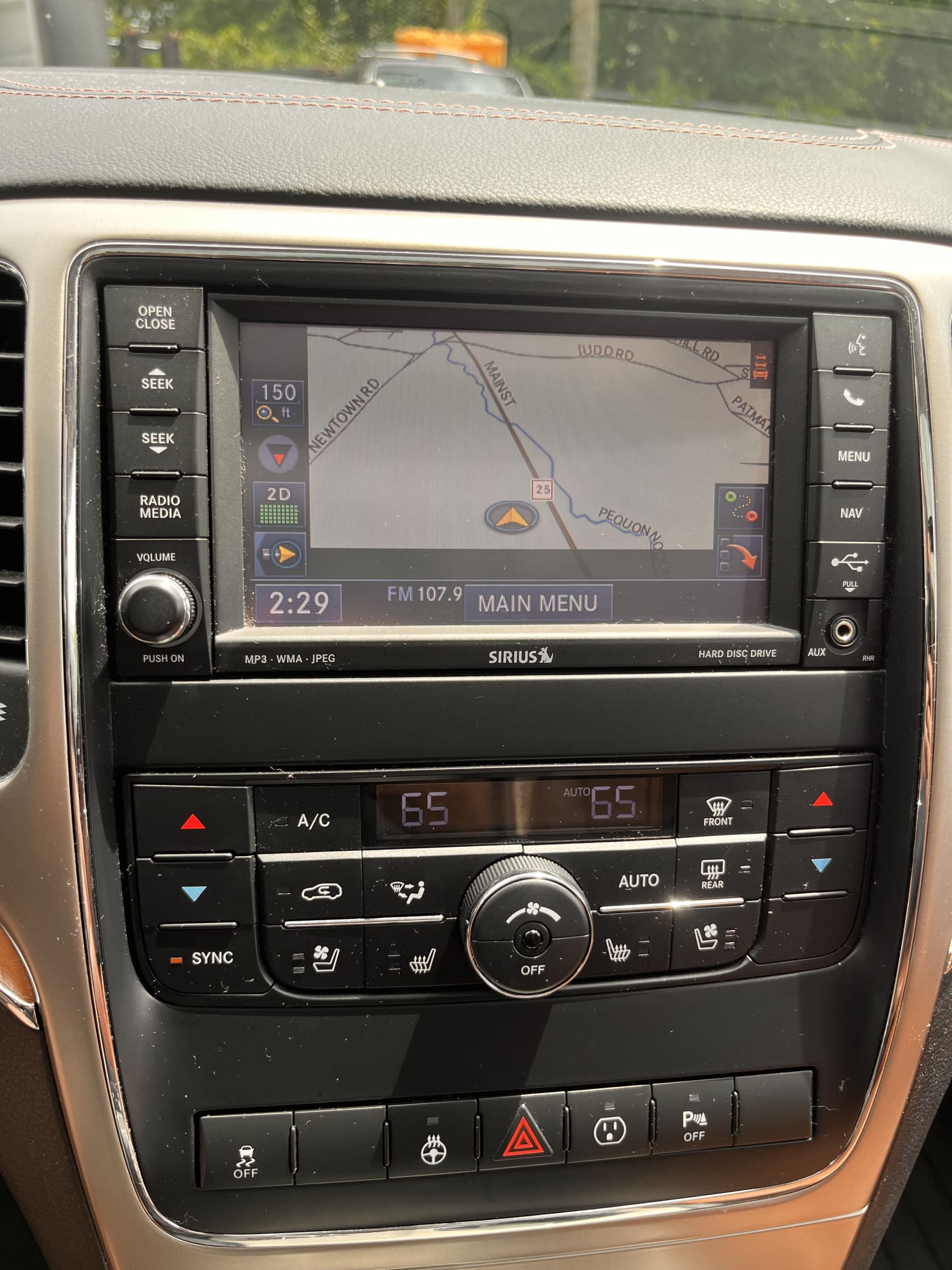 NEW ARRIVAL!! 2013 JEEP GRAND CHEROKEE OVERLAND!!! Clean carfax!!! Loaded with navigation, heated and cooled front seats, heated steering wheel, heated rear seats, pano roof, remote start and much much more!! Extensive maintenance records!! 108k miles!! Runs and drives like new!! Won’t last at only $10,900!!