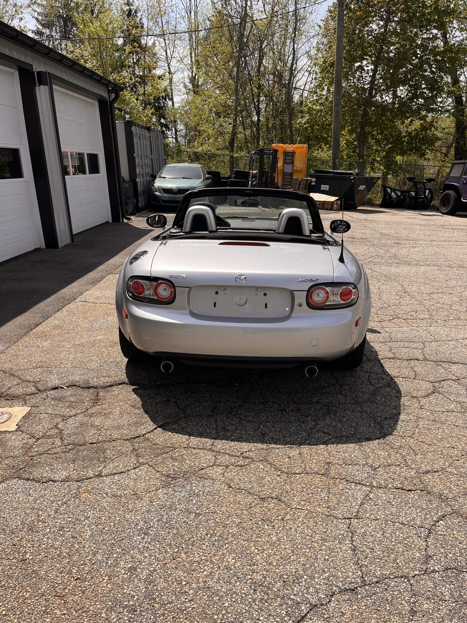 NEW ARRIVAL!! 2006 MAZDA MX-5 MIATA TOURING!! One owner car! Heated leather seats, 6 disc BOSE STEREO, 6 speed and much more! ELDERLY OWNED! Comes with all records, books and keys! ONLY 10,196 miles!! Clean carfax!! Convertible season is here!! Won’t last at only $15,900!!