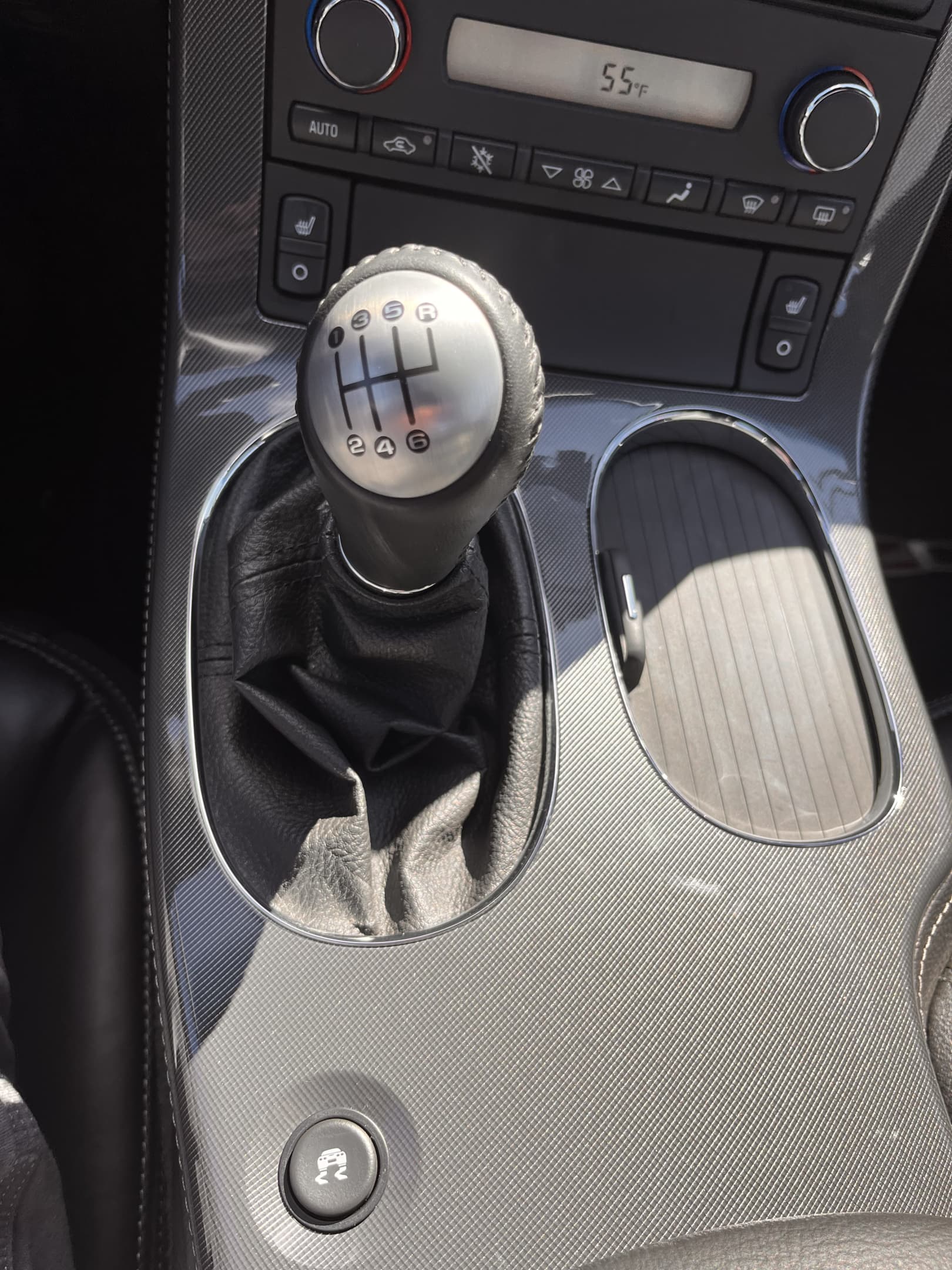 NEW ARRIVAL!!! 2009 Chevrolet Corvette Z06!! One owner car! Clean carfax!!! 7.0L v8 505 HP!!! Stick shift! ONLY 2,263 miles!! That’s right 2,263 miles!!! Absolutely stunning!! Loaded 3lz Premium Equipment Group!! Heated leather seats, navigation, Bose, all keys and books! One of a kind collectors car!! Won’t last at $54,900!!!