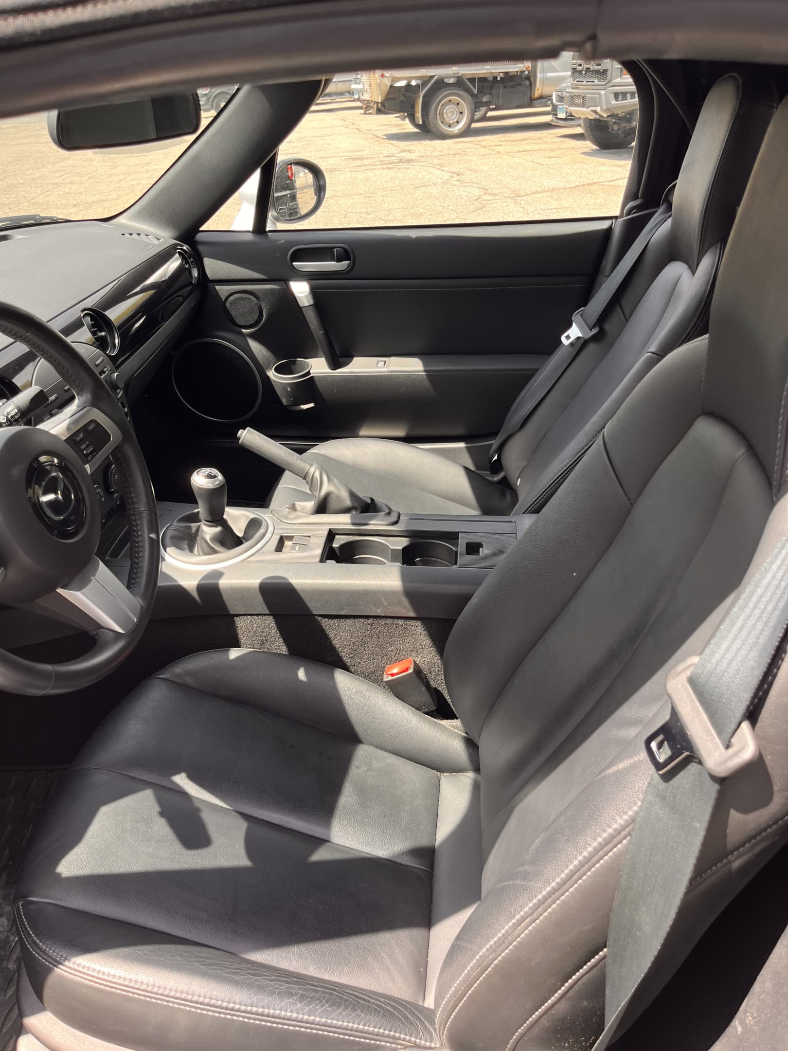 NEW ARRIVAL!! 2006 MAZDA MX-5 MIATA TOURING!! One owner car! Heated leather seats, 6 disc BOSE STEREO, 6 speed and much more! ELDERLY OWNED! Comes with all records, books and keys! ONLY 10,196 miles!! Clean carfax!! Convertible season is here!! Won’t last at only $15,900!!