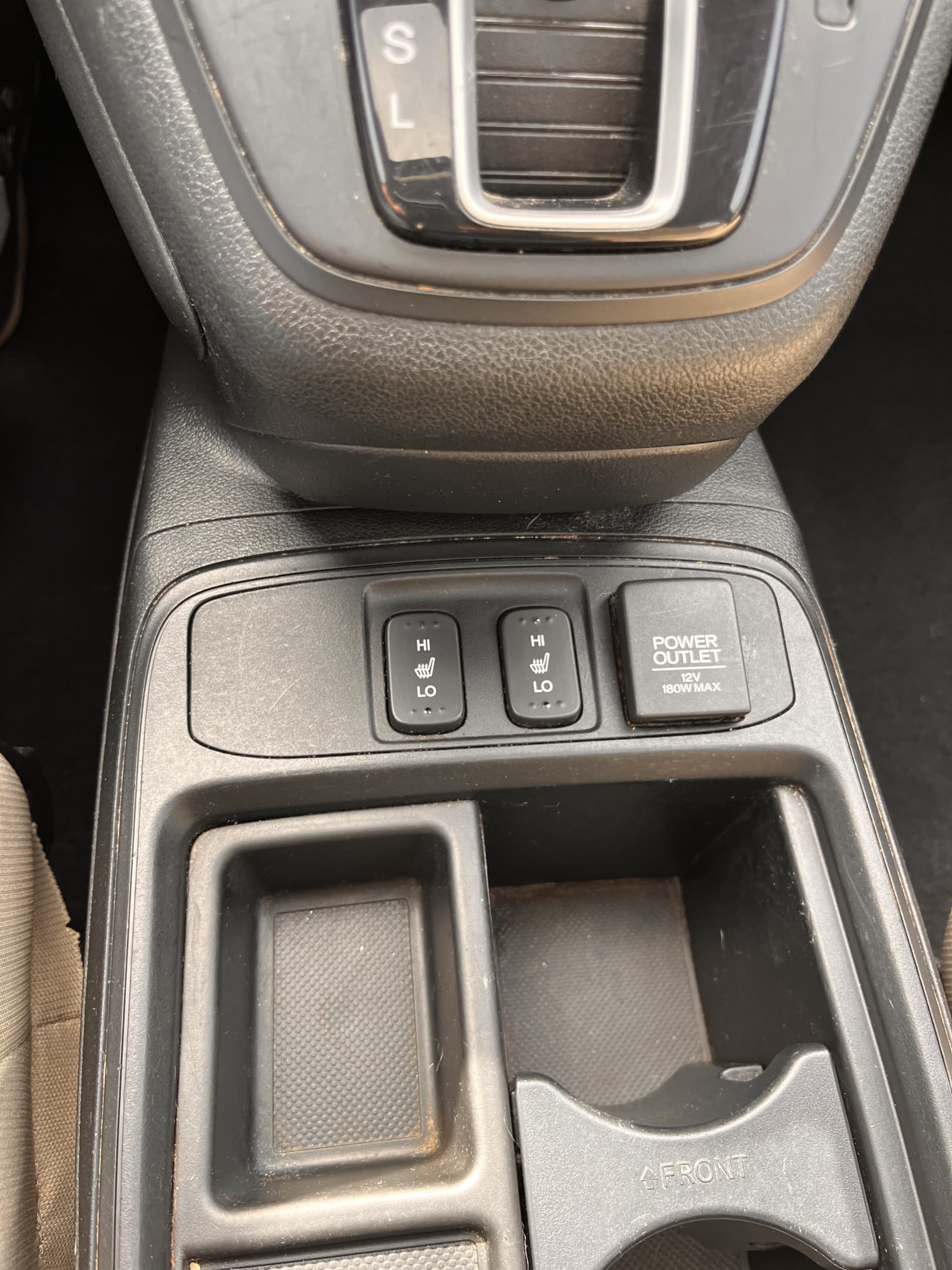 NEW ARRIVAL!! 2015 HONDA CRV-EX!!! The definition of reliability!! Moonroof, heated seats, Bluetooth, backup camera and more! AWD!! With 130k miles it’s not even broken in yet!! Won’t last at ONLY $12,900!!