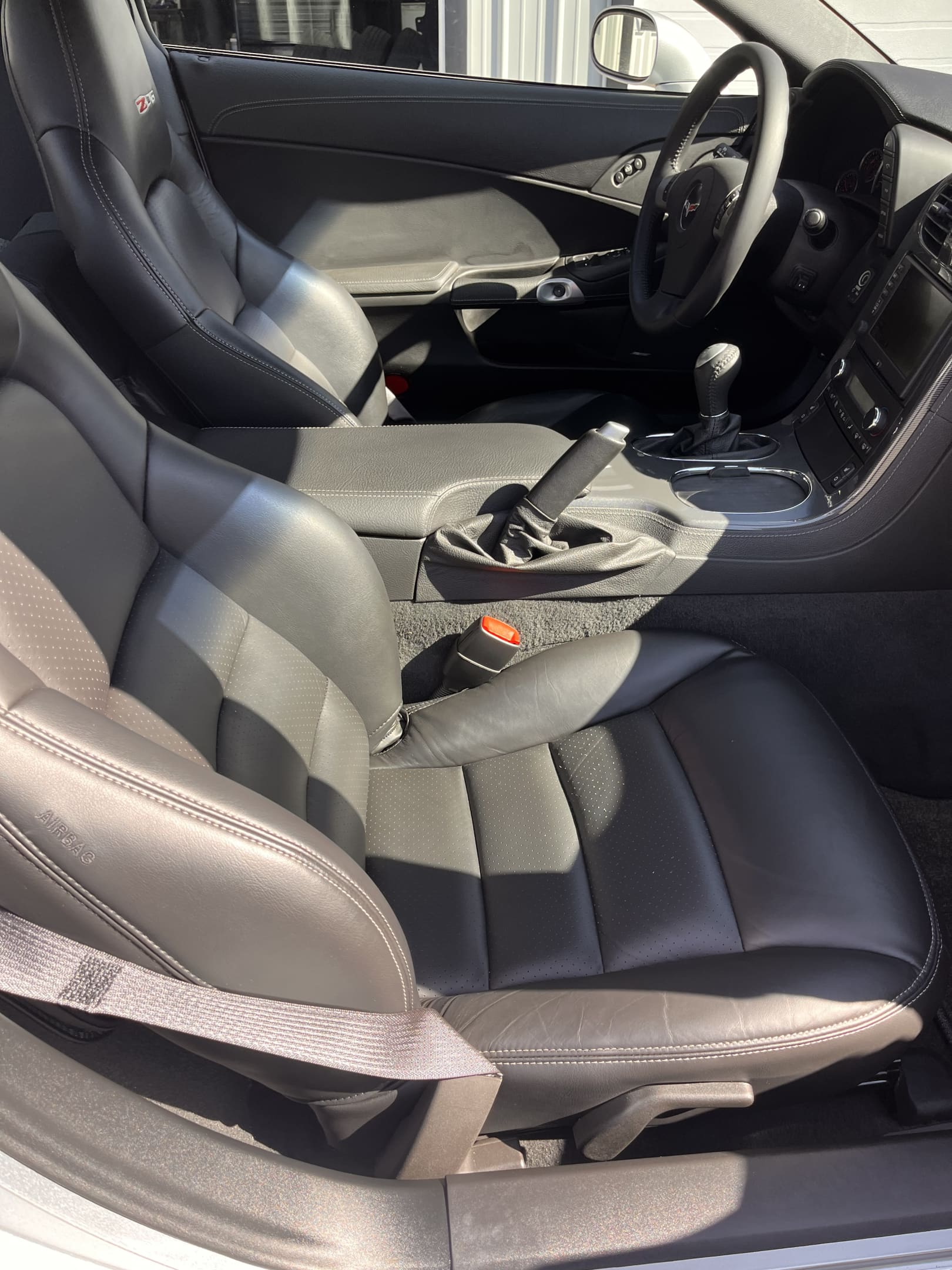 NEW ARRIVAL!!! 2009 Chevrolet Corvette Z06!! One owner car! Clean carfax!!! 7.0L v8 505 HP!!! Stick shift! ONLY 2,263 miles!! That’s right 2,263 miles!!! Absolutely stunning!! Loaded 3lz Premium Equipment Group!! Heated leather seats, navigation, Bose, all keys and books! One of a kind collectors car!! Won’t last at $54,900!!!