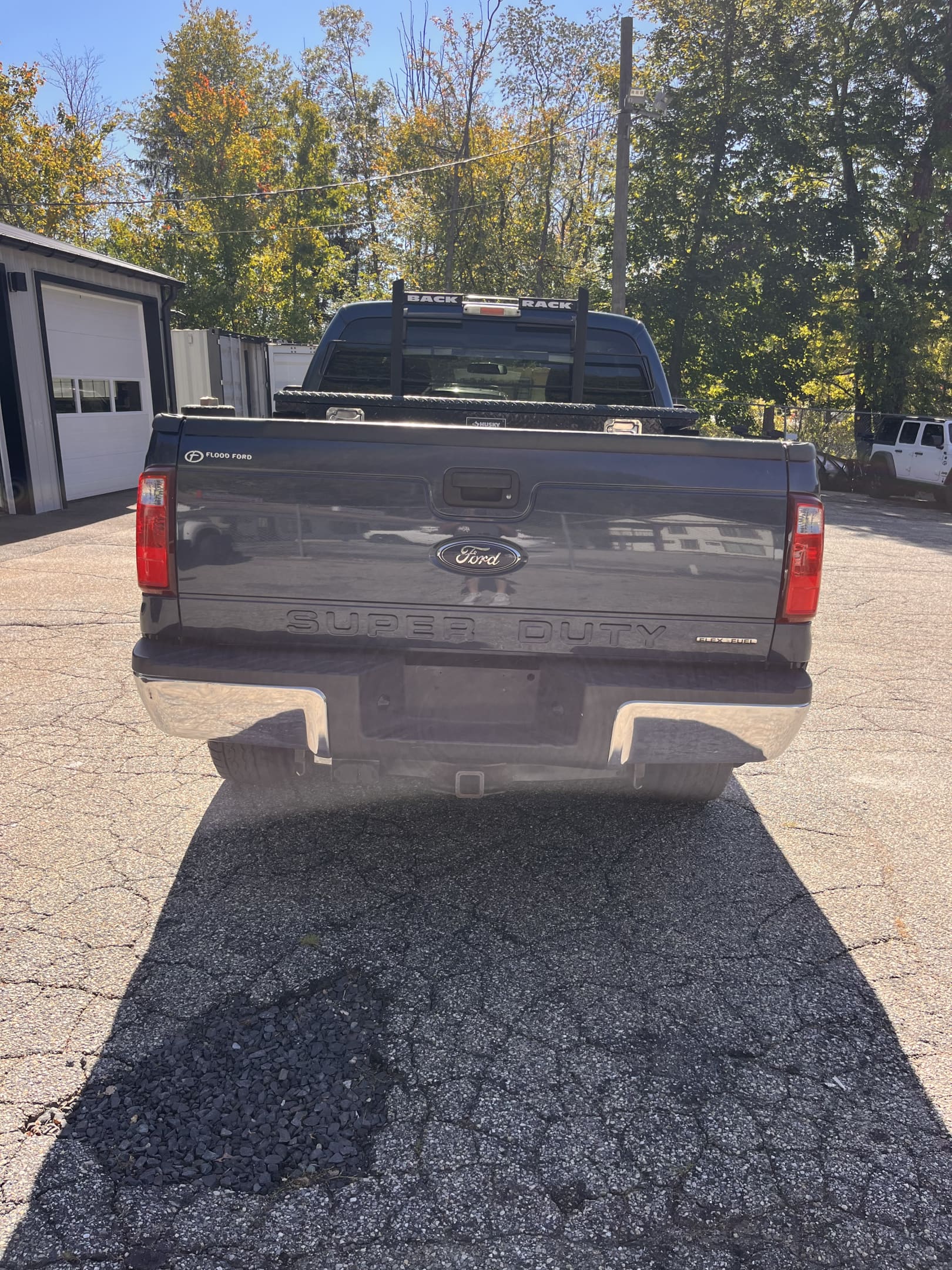 NEW ARRIVAL!! 2016 FORD F-250 XLT!! Runs great! Ready to make money! Only 135,800 miles! Plow included in sale and works great!! Won’t last at ONLY $19,900!!!