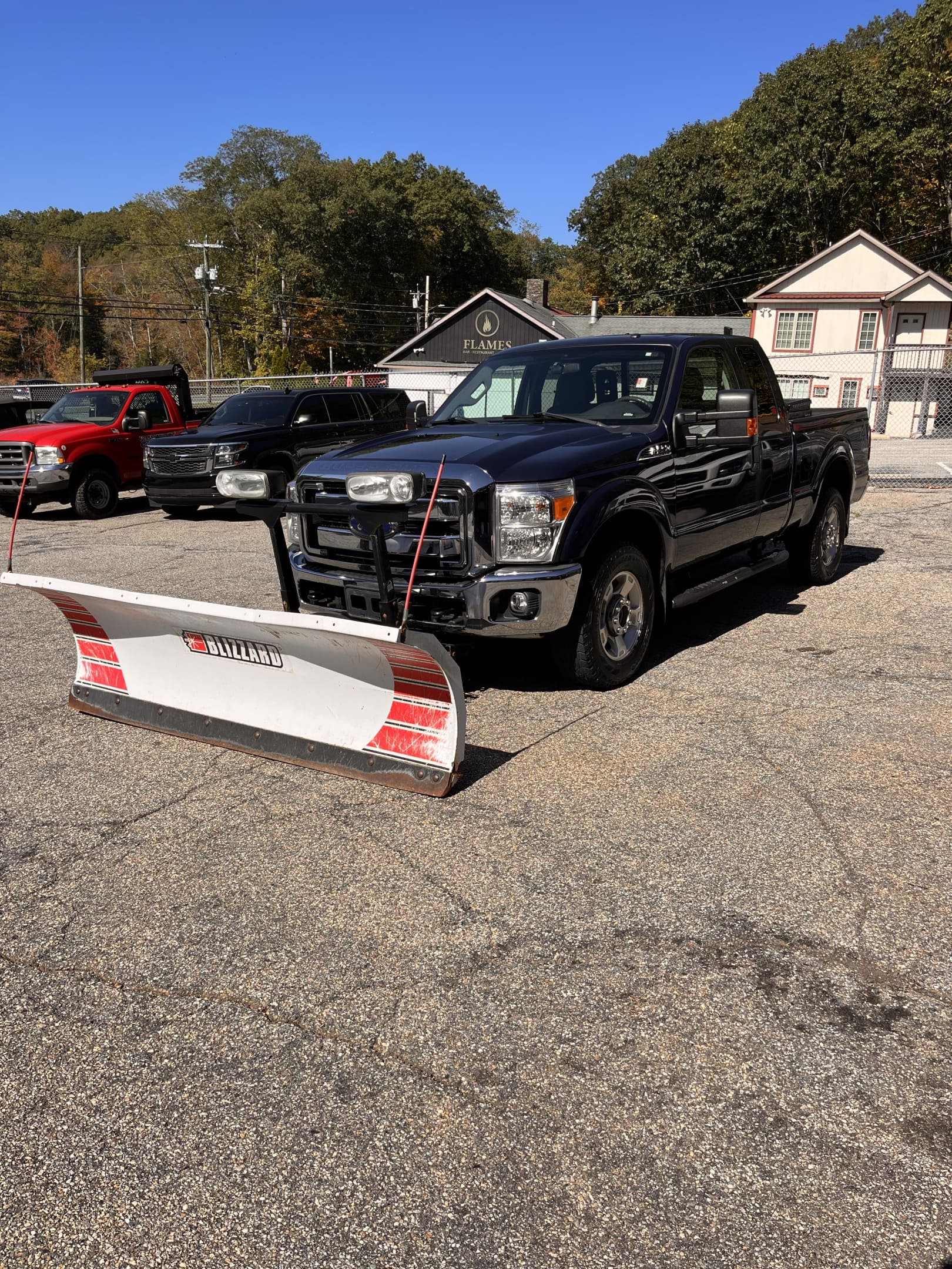 NEW ARRIVAL!! 2016 FORD F-250 XLT!! Runs great! Ready to make money! Only 135,800 miles! Plow included in sale and works great!! Won’t last at ONLY $19,900!!!