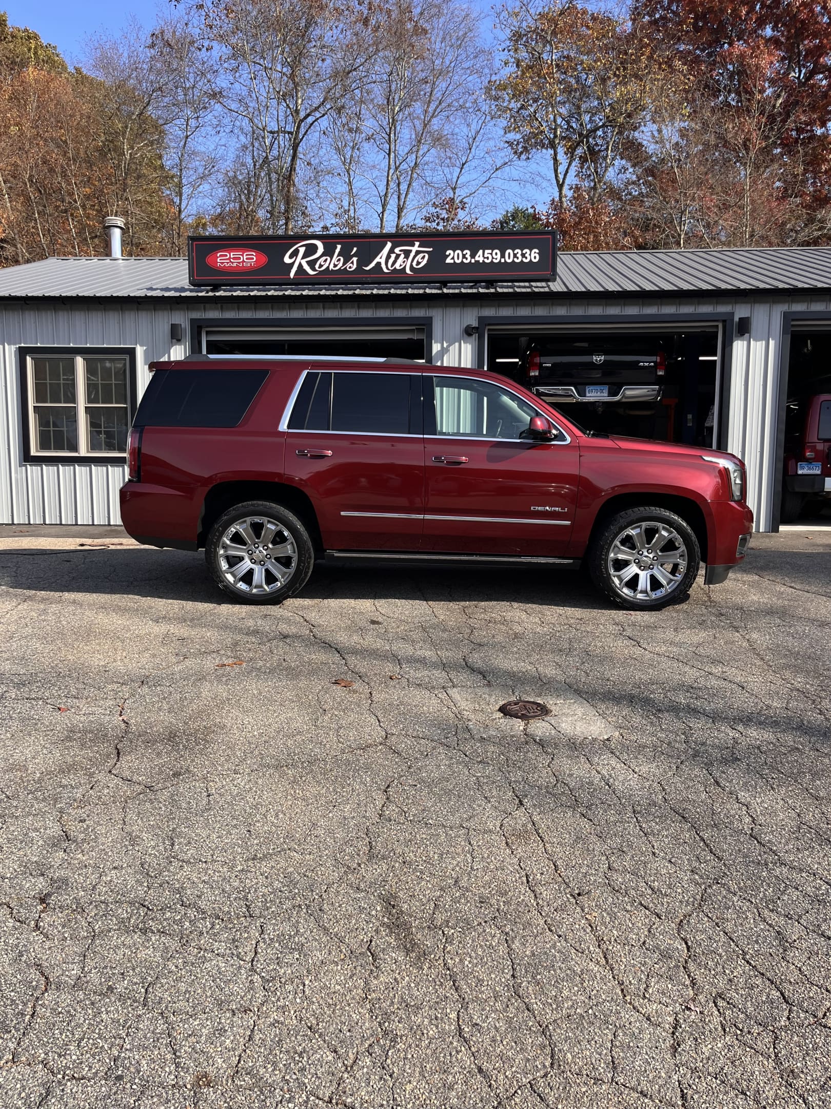 NEW ARRIVAL!! 2018 GMC Yukon Denali!! One owner car! Perfect Carfax! ONLY 47k miles! Loaded with navigation, DVD, heads up display, 22” wheels, retractable side steps, heated and cooled front seats, heated 2nd row captains chairs, third row, moonroof and much much more. Why buy new!! Won’t last at $38,900!!