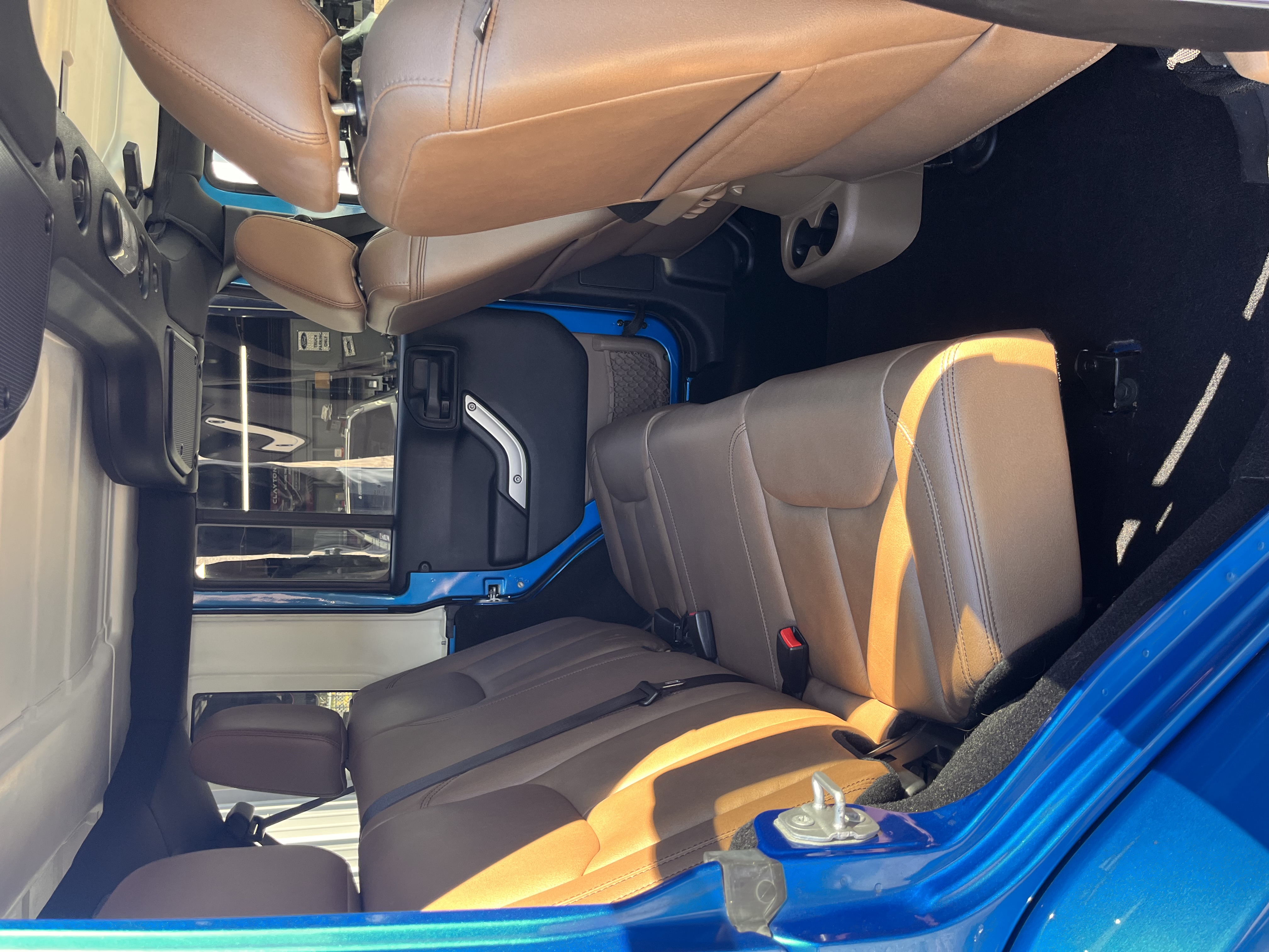 NEW ARRIVAL!!! 2015 JEEP WRANGLER UNLIMITED SAHARA!! Clean carfax! Loaded with remote start, alpine stereo, heated leather seats, body color match hardtop, Bluetooth and more! With ONLY 79,400 miles it’s not even broken in yet! Won’t last at ONLY $17,900!!!