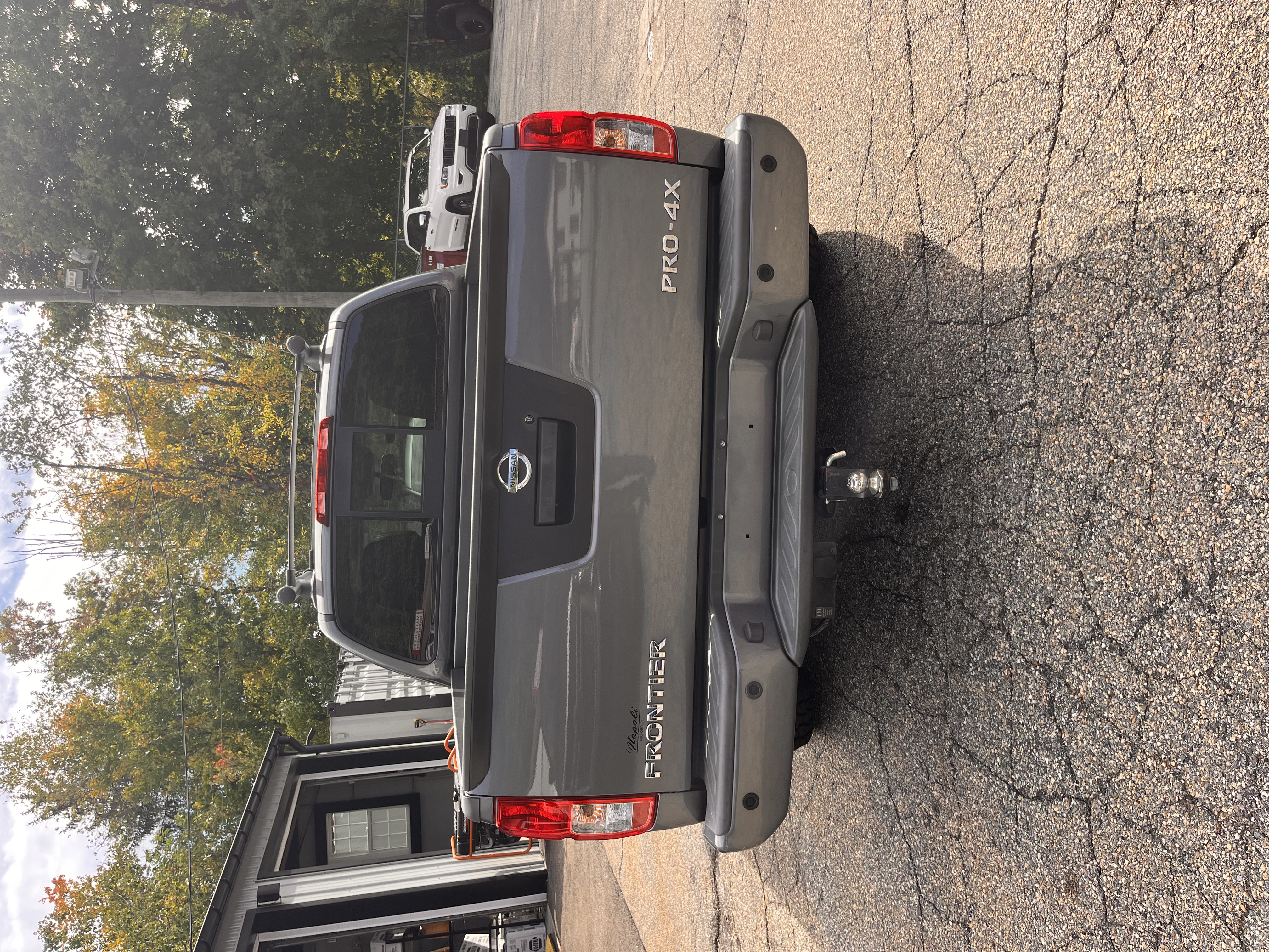 NEW ARRIVAL!! 2018 NISSAN FRONTIER PRO-4X!! Immaculate one owner clean carfax pickup!! Only 74k miles!! Loaded with heated leather seats, navigation, backup camera, tow package and much more!! All service records!! Definitely won’t last at ONLY $21,900!!