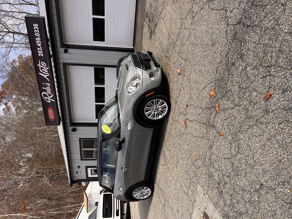 NEW ARRIVAL!! 2019 MINI COOPER S!! Clean carfax!! ONLY 33k miles! Signature Trim!! Heated leather seats, pano roof, backup camera, Bluetooth and much much more! Won’t last at Only $19,900