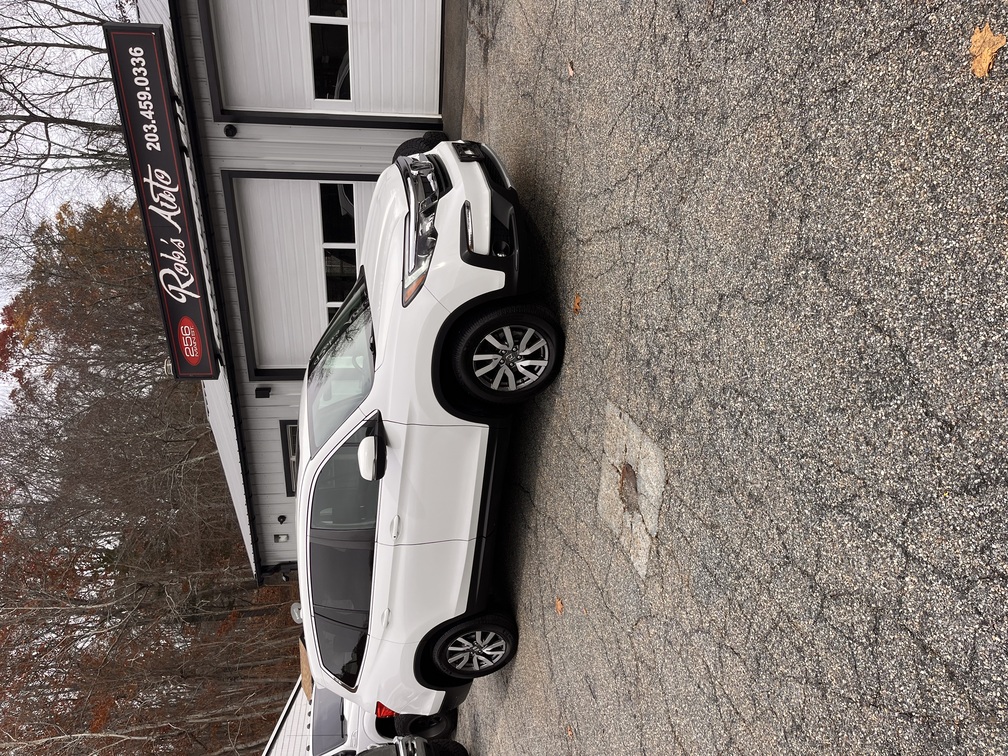 NEW ARRIVAL!! 2021 HONDA PILOT EX-L!! One owner car!! Clean carfax!! The definition of reliability!! With just under 60k miles this Pilot is not even broken in! Loaded with heated leather seats, moonroof, third row, remote start, backup camera and much much more! AWD! Priced below retail at only $26,900!! Won’t last!!