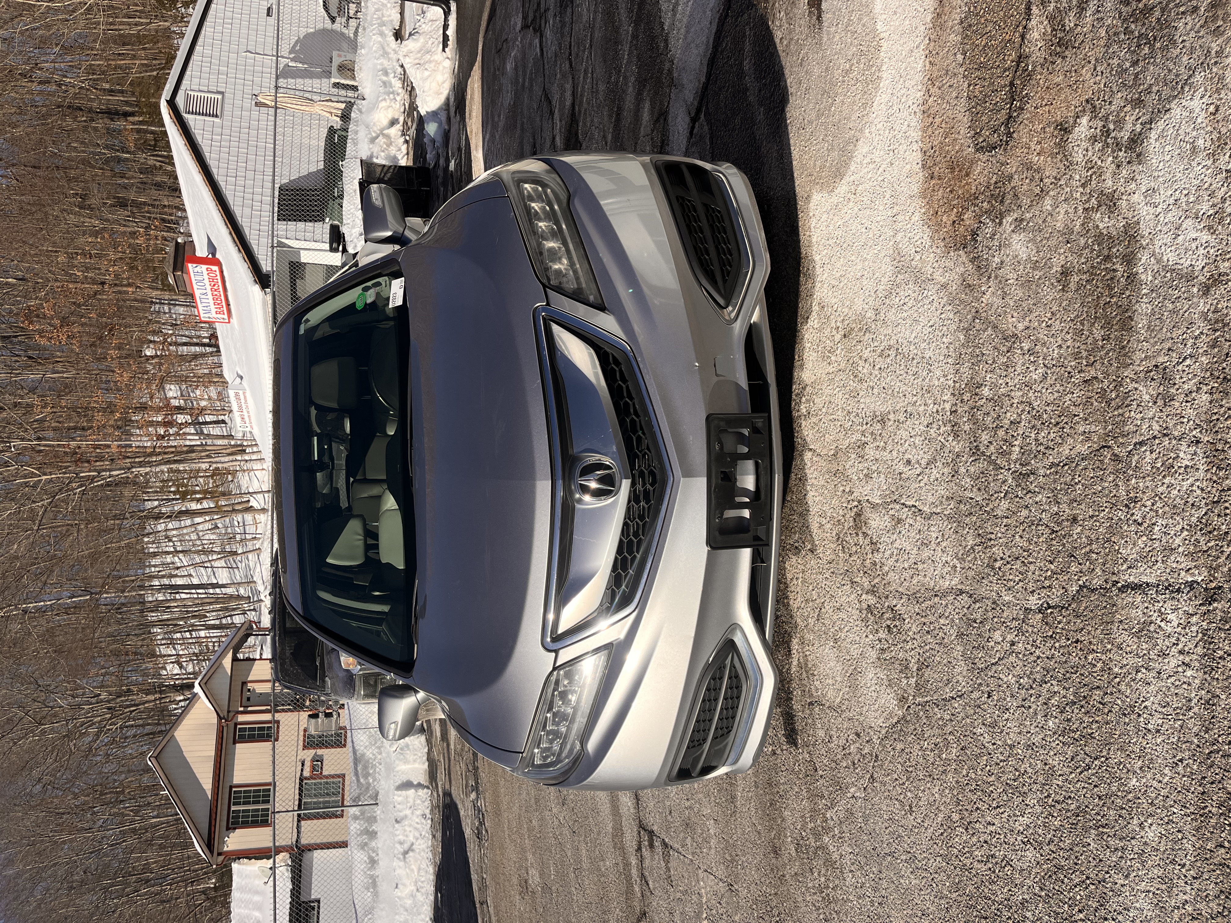 NEW ARRIVAL!!! 2018 ACURA RDX AWD!! One owner car! Clean carfax!! Heated leather seats, backup camera, moonroof, Bluetooth and much much more! One of the most dependable SUV on the road! ONLY 71,800 miles!! Priced thousands under retail at $16,900!! Won’t last!!