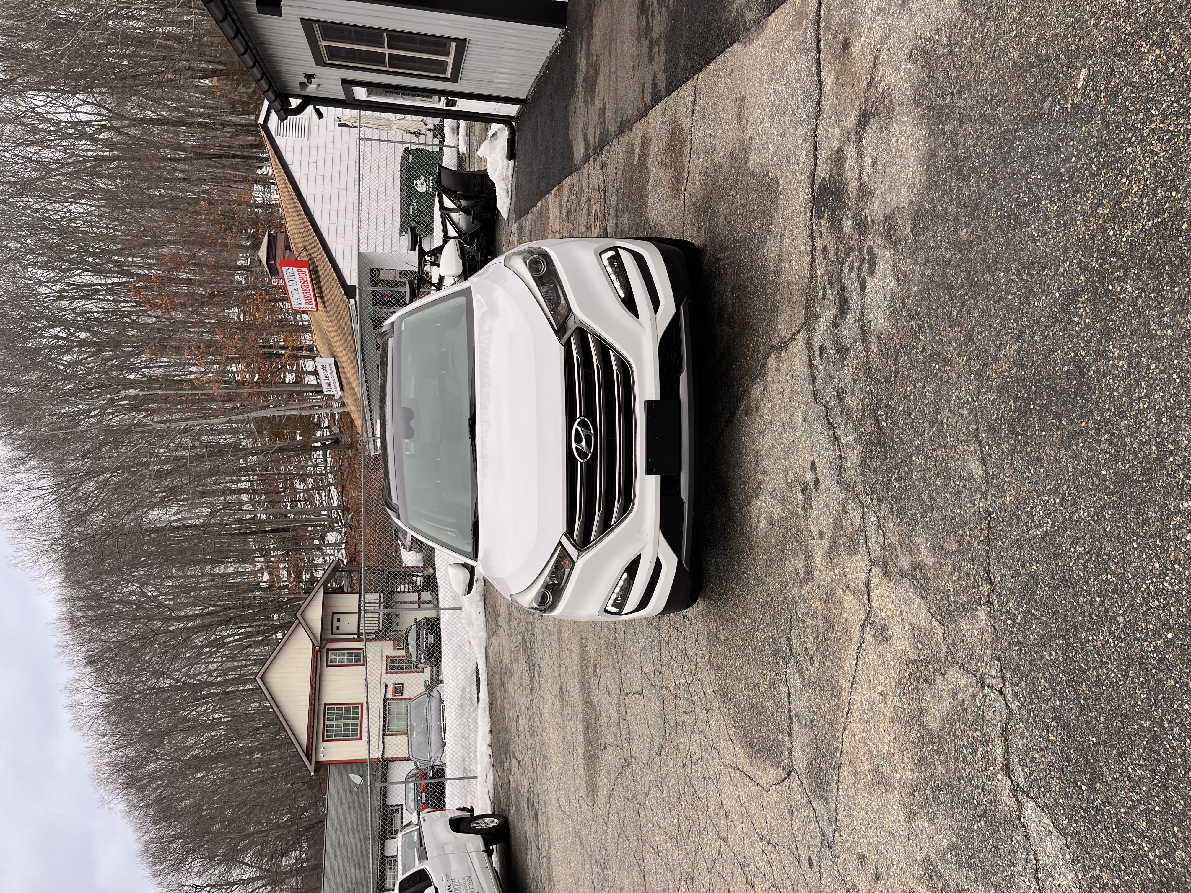 NEW ARRIVAL!!! 2016 HYUNDAI TUSCON LIMITED!! One Owner!! Clean Carfax!! Ultimate Package!!! Heated and cooled front seats, heated rear seats, pano roof, all the safety features and much more! Driven less than 8,000 miles a year with only 79k miles!! Won’t last at ONLY 12,900!!!