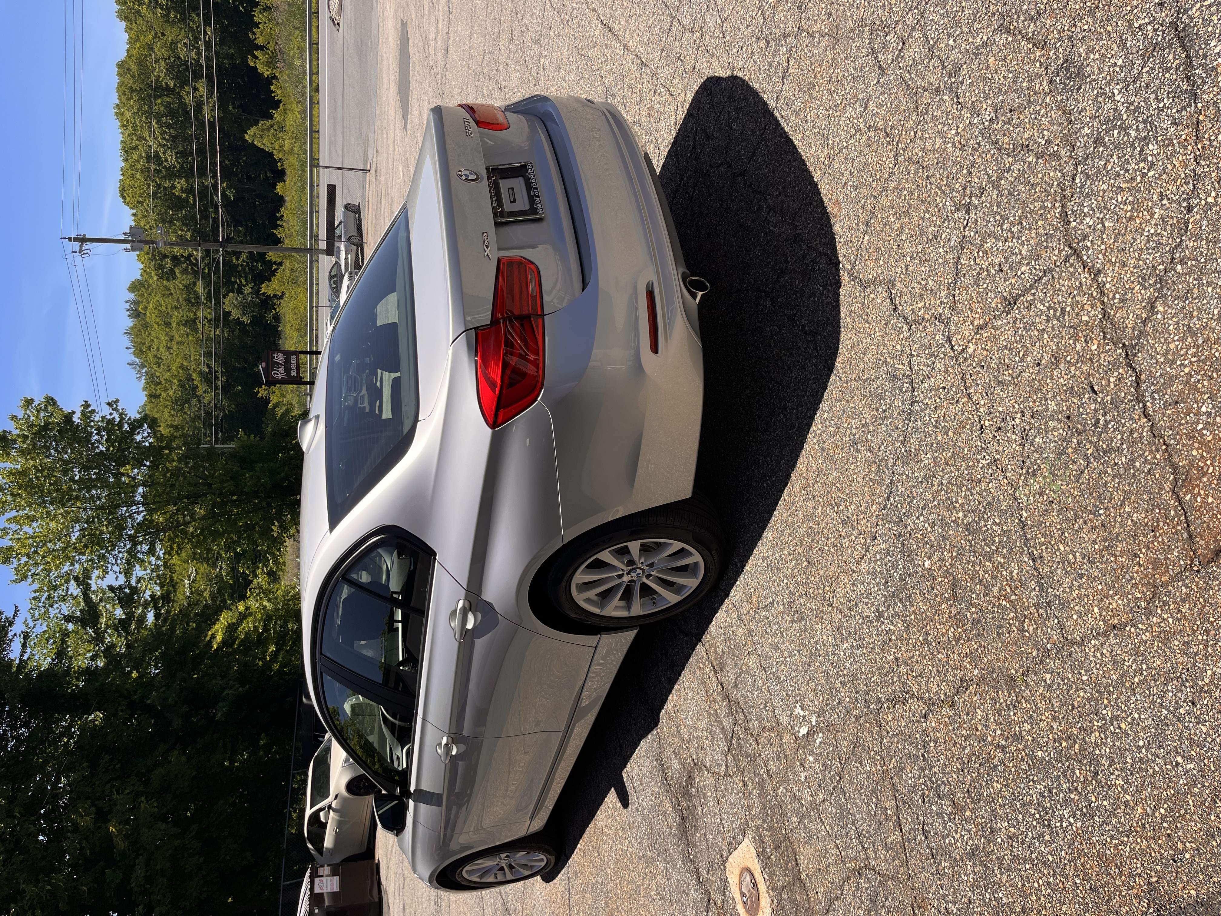 NEW ARRIVAL!!! ABSOLUTELY STUNNING 2018 BMW 320 XDRIVE!!! Clean carfax! Loaded with blind spot, heated seats, navigation, backup camera, moonroof and much much more!!! AWD!! Best part ONLY 18,000 miles! That’s right 18k miles!! Why buy new?? Priced to sell at $21,900!!