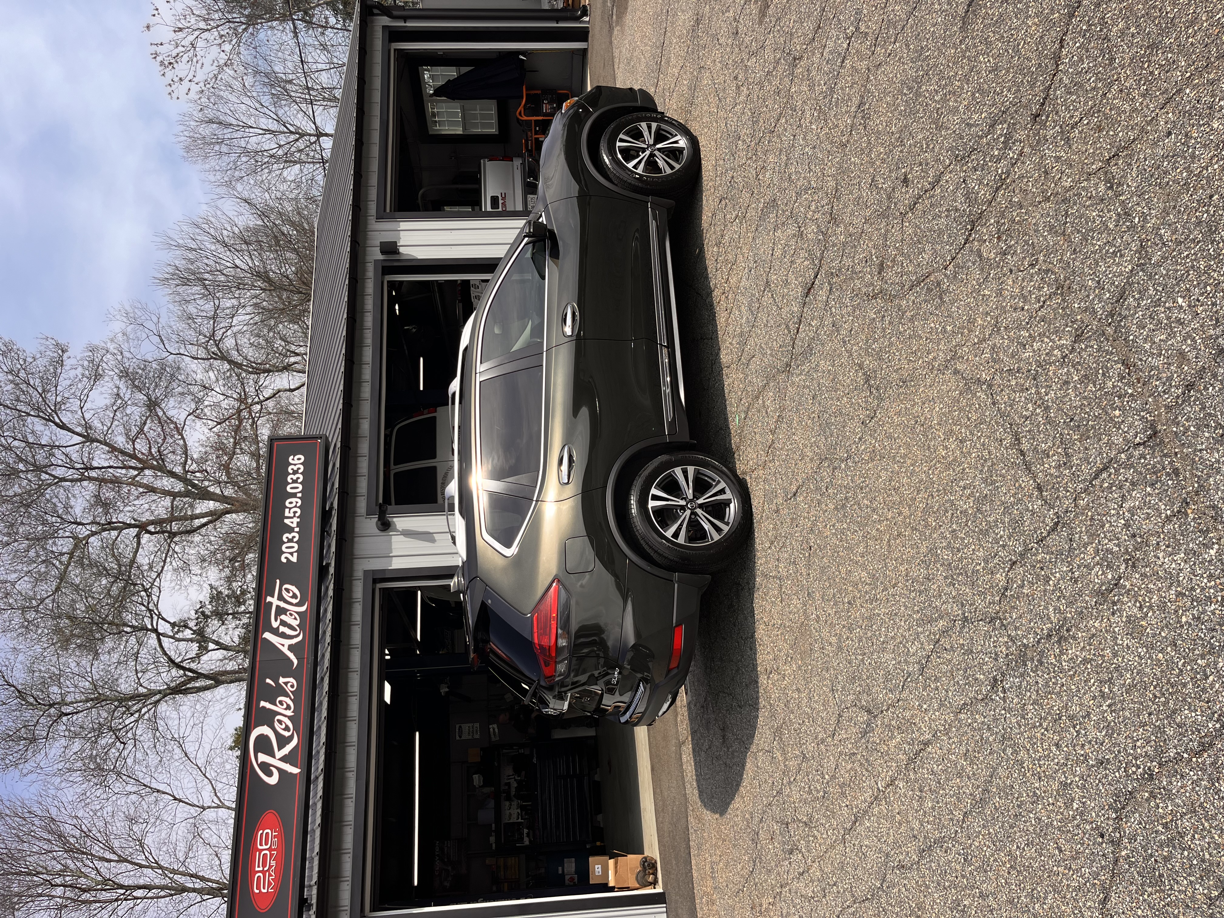 NEW ARRIVAL!! 2017 NISSAN ROGUE SL AWD!! One owner car!! Premium package!! Loaded!! Navigation, heated seats, heated steering wheel, backup camera, Bose stereo, remote start and much much more!! 105k miles!! Runs and drives great!! Won’t last at ONLY 11,900!!!