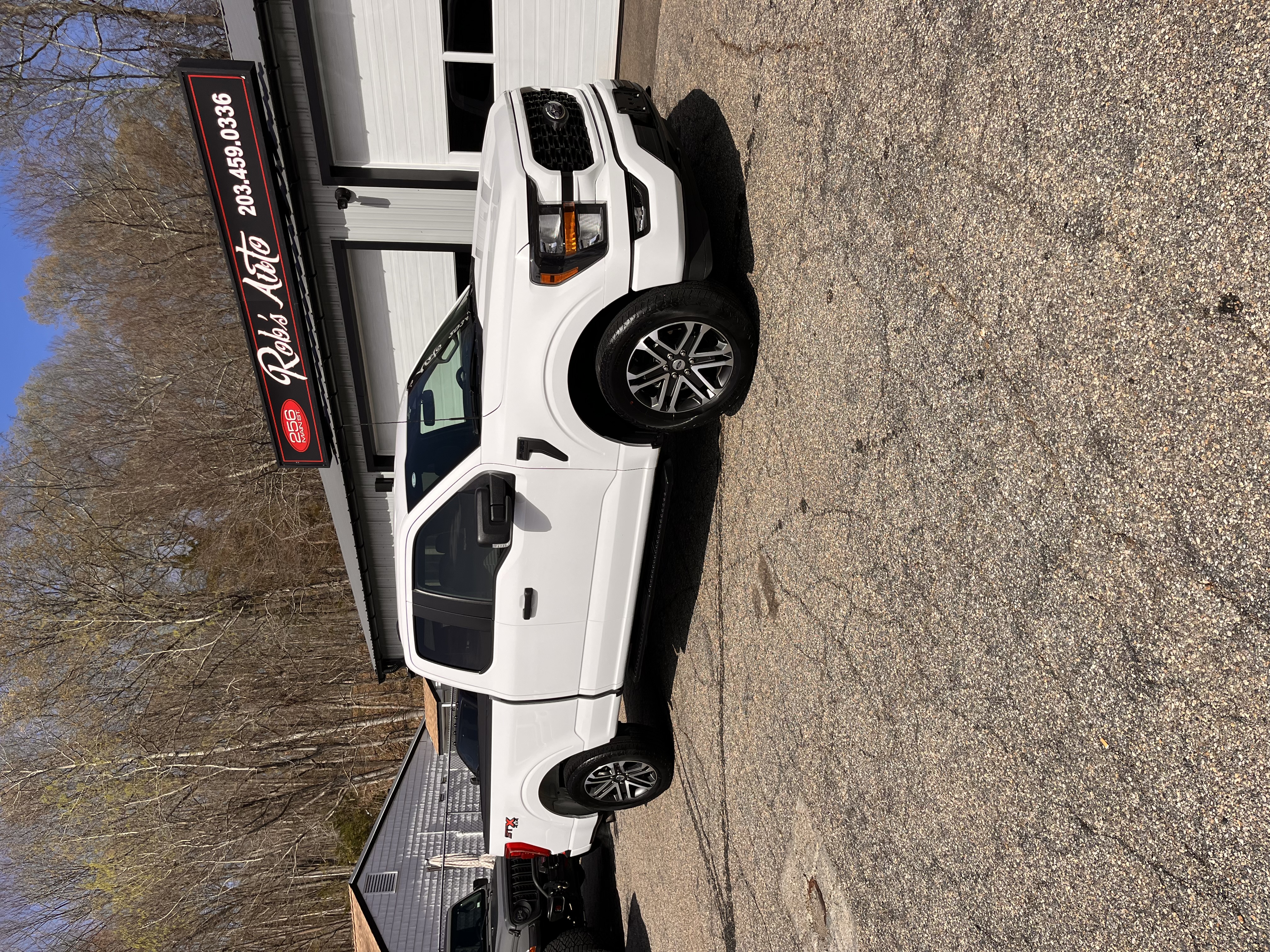 NEW ARRIVAL! 2023 FIRD F-150 XL!! One owner truck! Clean carfax!! STX APPEARANCE PACKAGE!! 20” wheels! Bluetooth, backup camera, 4x4, extended cab and much more!! Only 68k miles! Won’t last at ONLY $31,900!!!!