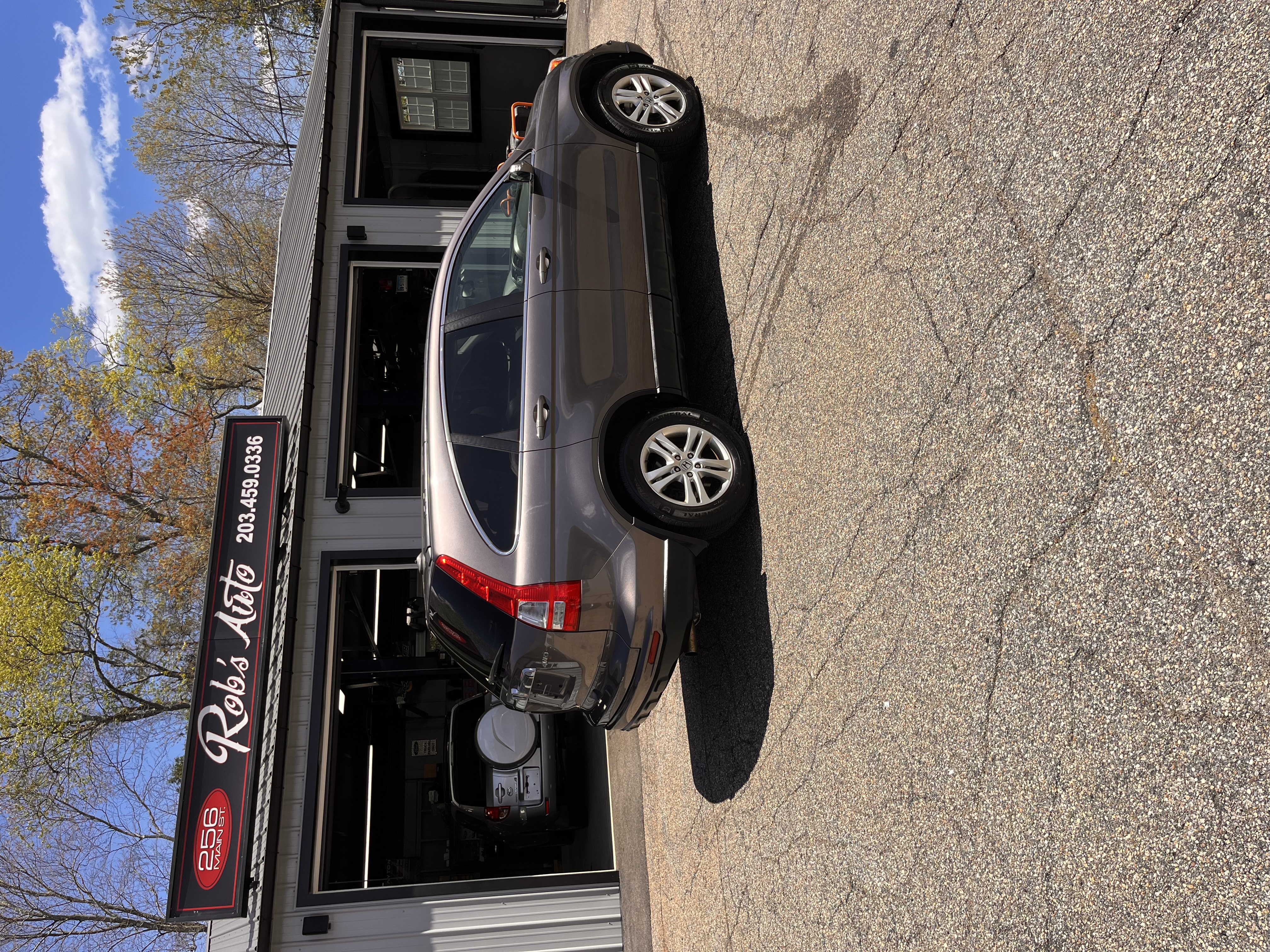 NEW ARRIVAL!!! 2011 HONDA CRV-EXL W/ NAV!! Clean carfax!! AWD!! One of the most reliable cars on the road! Just serviced!! New tires and breaks!! Heated leather seats, navigation, moonroof and much much more!! Only 140k miles!! Won’t last at $9,900!!!