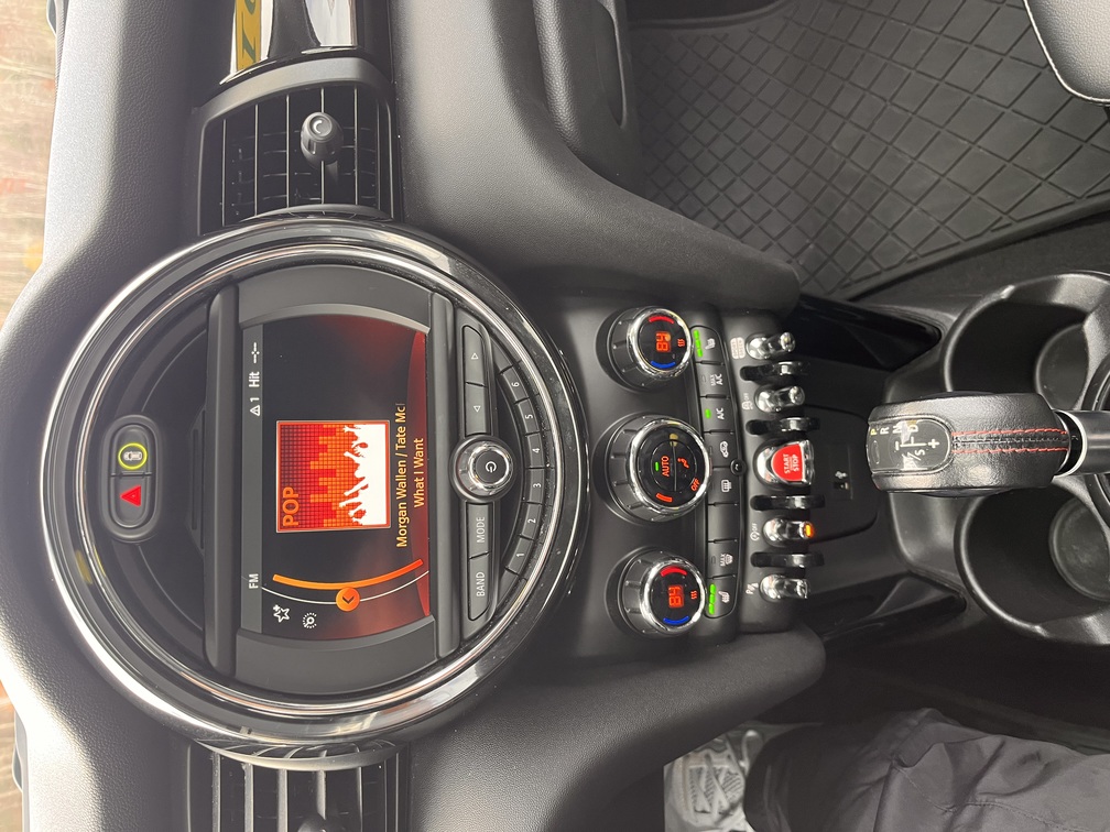 NEW ARRIVAL!! 2019 MINI COOPER S!! Clean carfax!! ONLY 33k miles! Signature Trim!! Heated leather seats, pano roof, backup camera, Bluetooth and much much more! Won’t last at Only $19,900