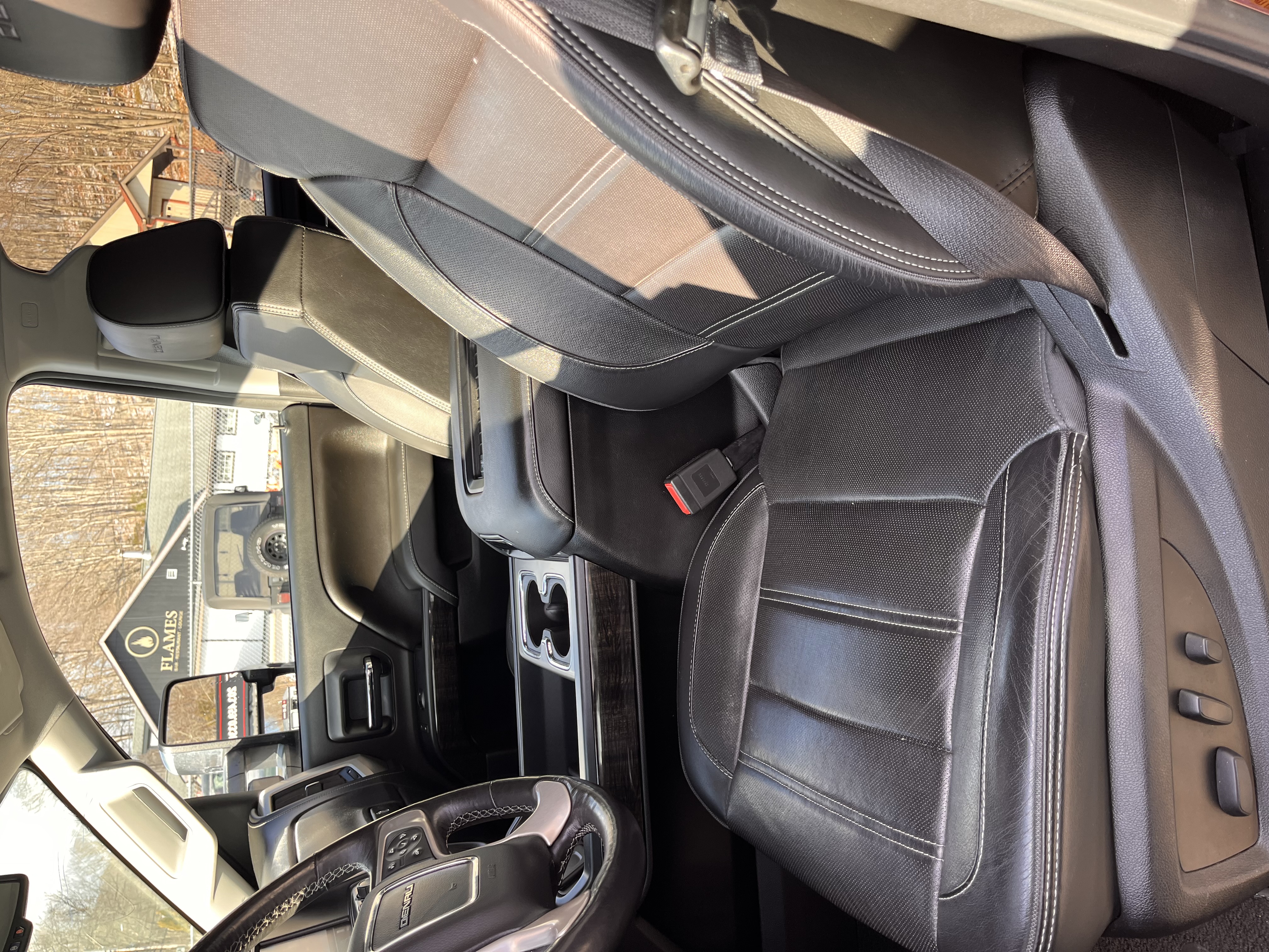 NEW ARRIVAL!! 2016 GMC 2500HD DENALI! 1 owner truck! 6.0 gas!! Loaded with heated and cooled leather seats, navigation, backup camera, Bose stereo , remote start, and all the safety features!! ONLY 49k miles!! Priced thousands under retail at $37,900!! Won’t last!