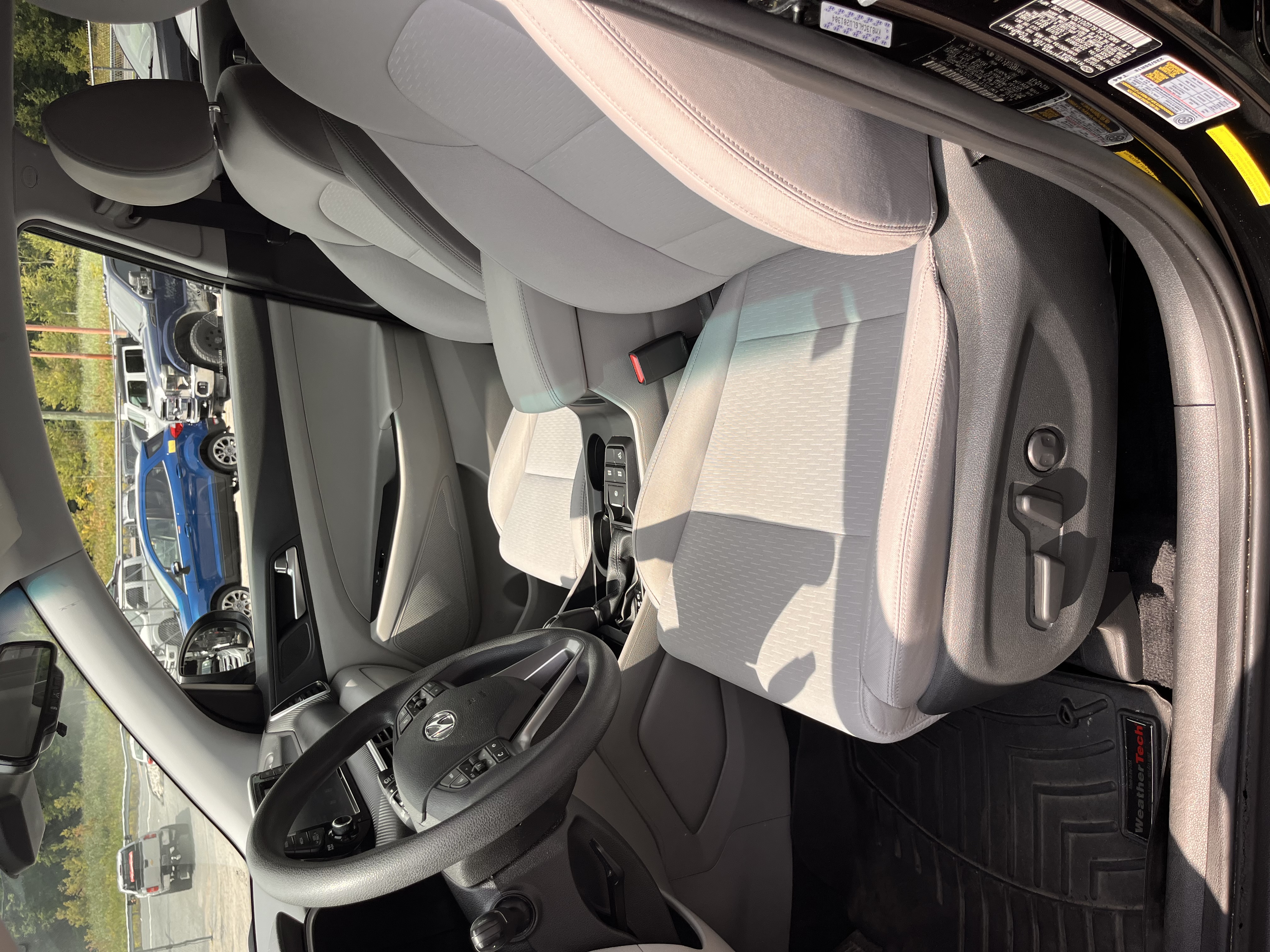 NEW ARRIVAL!!! 2020 HYUNDAI TUCSON SEL AWD!! Clean carfax!! ONLY 36,500 miles!! Great on gas! Heated seats, backup camera, lane departure, blind spot, forward collision assist, Bluetooth and much more! Perfect first car or commuter!! Won’t last at ONLY $18,900!!!
