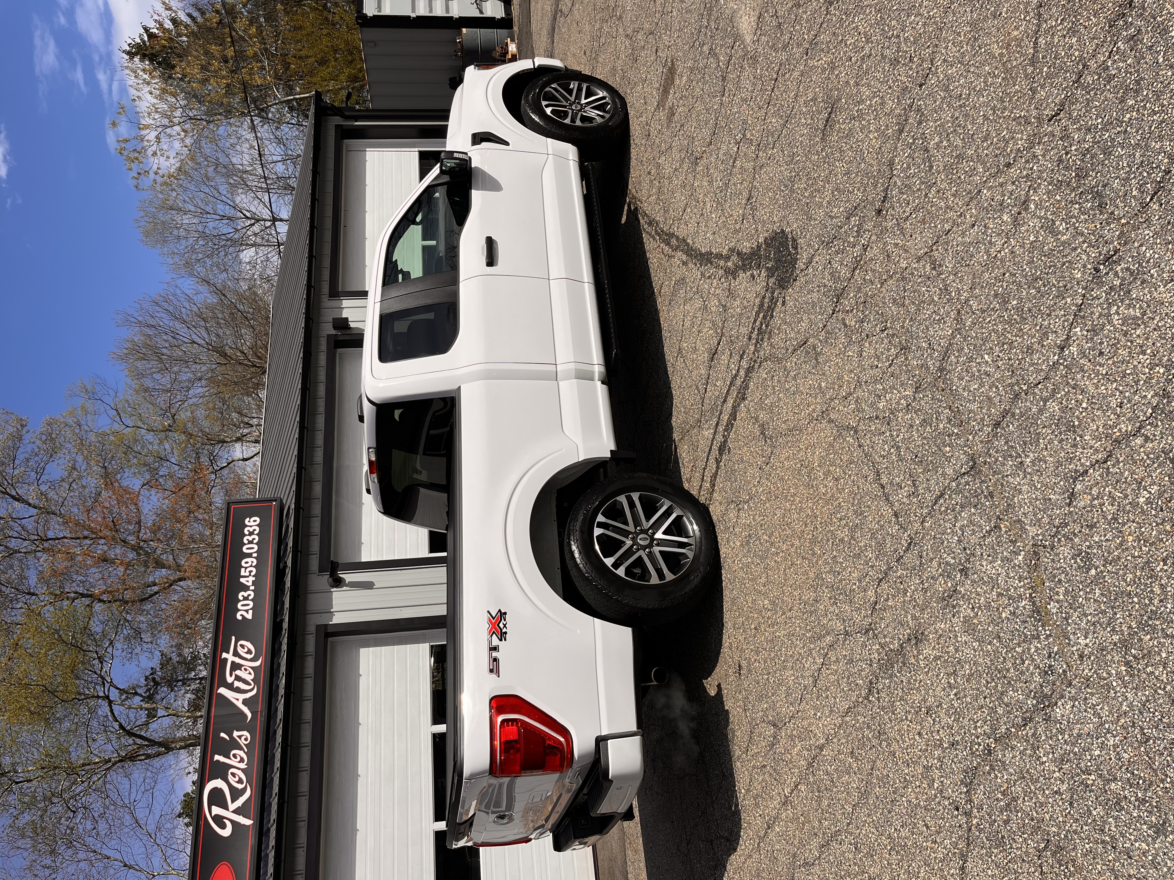 NEW ARRIVAL! 2023 FIRD F-150 XL!! One owner truck! Clean carfax!! STX APPEARANCE PACKAGE!! 20” wheels! Bluetooth, backup camera, 4x4, extended cab and much more!! Only 68k miles! Won’t last at ONLY $31,900!!!!