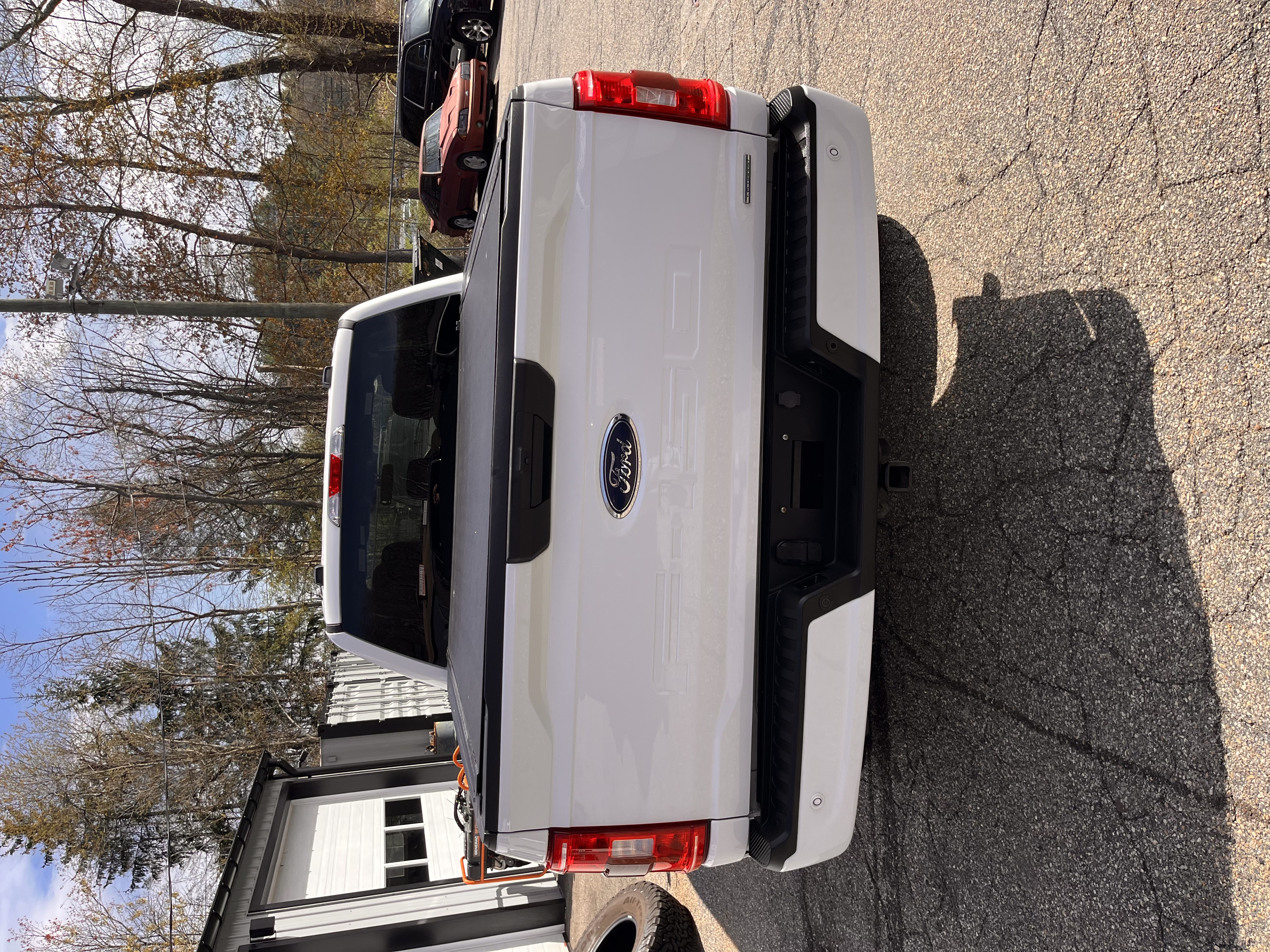 NEW ARRIVAL! 2023 FIRD F-150 XL!! One owner truck! Clean carfax!! STX APPEARANCE PACKAGE!! 20” wheels! Bluetooth, backup camera, 4x4, extended cab and much more!! Only 68k miles! Won’t last at ONLY $31,900!!!!