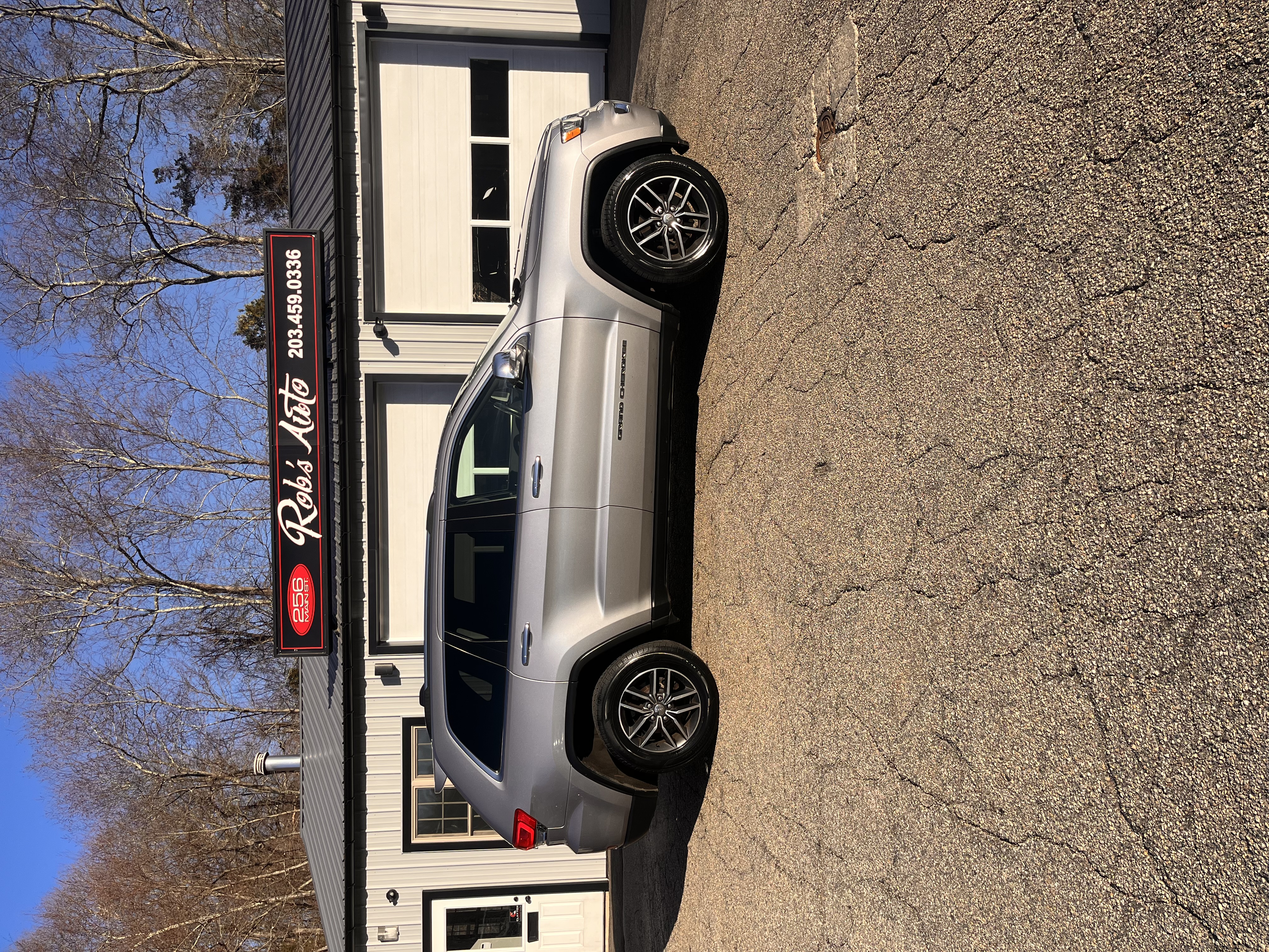 NEW ARRIVAL!!! 2017 JEEP GRAND CHEROKEE LIMITED!!! One owner clean carfax car!! Loaded!! Navigation, heated front and rear seats, heated steering wheel, remote start, moonroof, backup camera, and much more!!! Runs and drives like new! 116k miles! Price to sell quickly at $13,900!!!