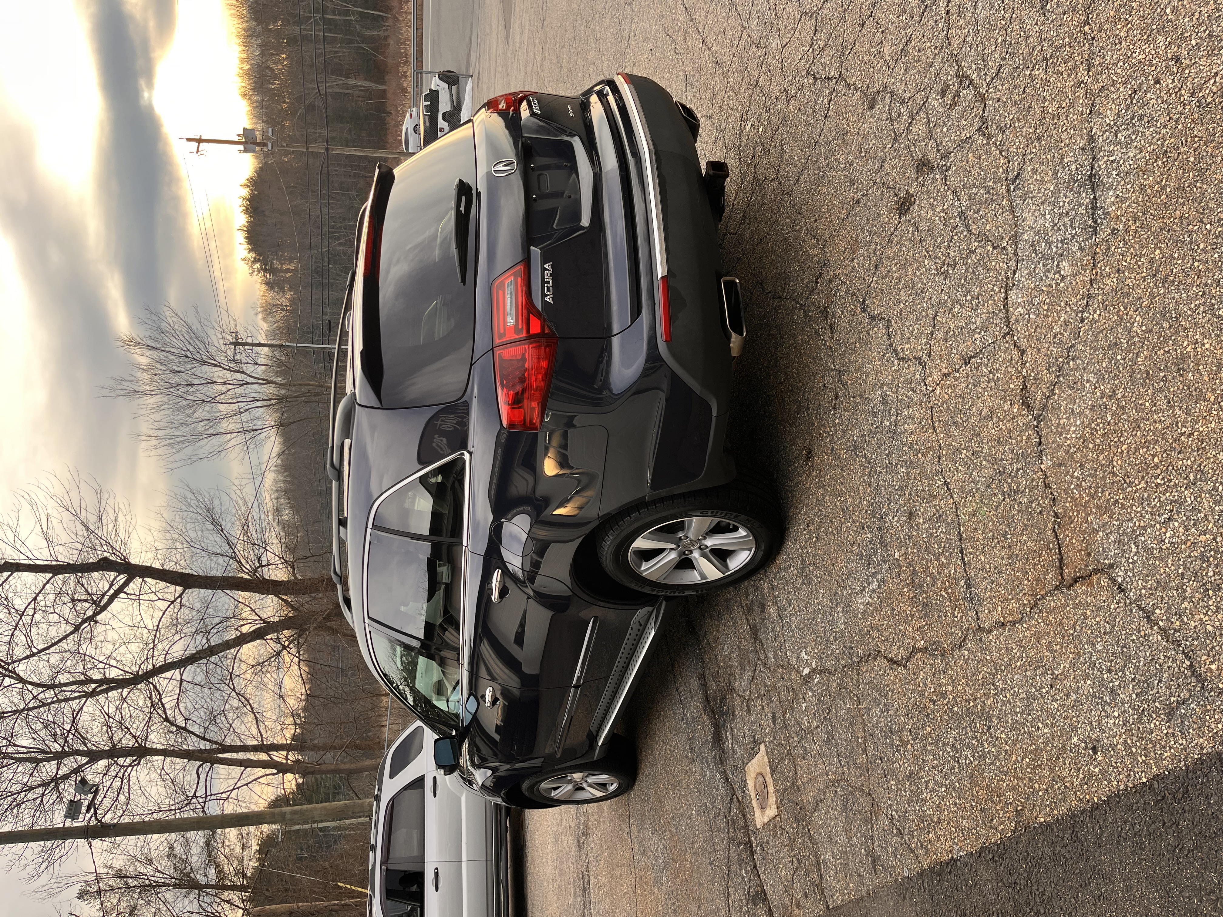 NEW ARRIVAL!! 2012 ACURA MDX SH-AWD WITH TECH PKG!! Clean carfax! Loaded with navigation, backup camera, heated seats, moonroof, third row and much much more! Timing belt and water pump service done. Not even broken in at 152k miles!! These cars run forever! Priced to sell at $7,900!!!