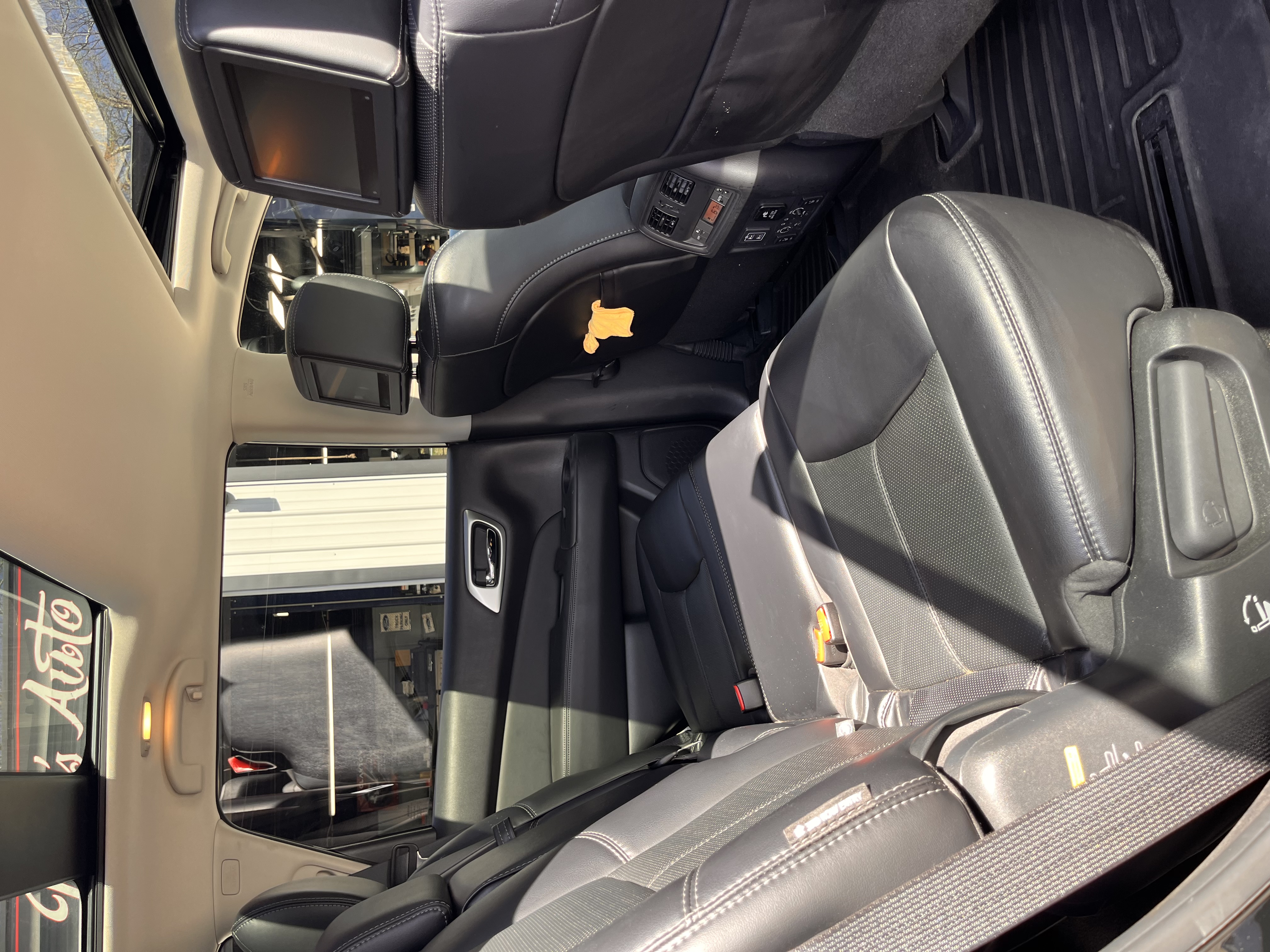 NEW ARRIVAL!! 2018 NISSAN PATHFINDER PLATINUM EDTION 4wd!! Clean carfax!!! Absolutely loaded!! Navigation, dvd, remote start, heated and cooled front seats, heated rear seats, third row, backup camera and much much more! Best part ONLY 42k miles!!! Great bargain at $19,900!!!