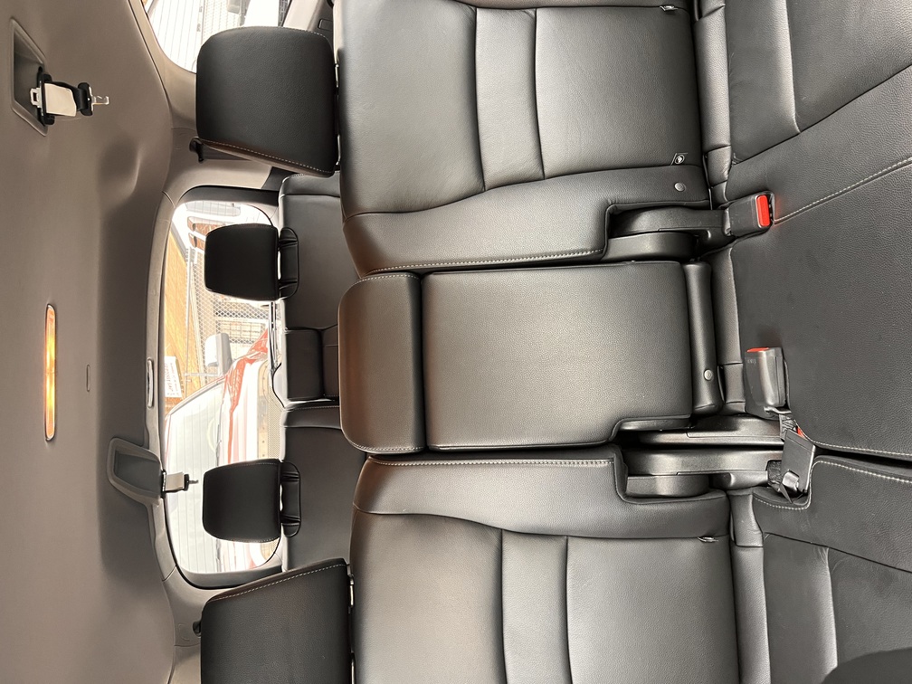 NEW ARRIVAL!! 2021 HONDA PILOT EX-L!! One owner car!! Clean carfax!! The definition of reliability!! With just under 60k miles this Pilot is not even broken in! Loaded with heated leather seats, moonroof, third row, remote start, backup camera and much much more! AWD! Priced below retail at only $26,900!! Won’t last!!