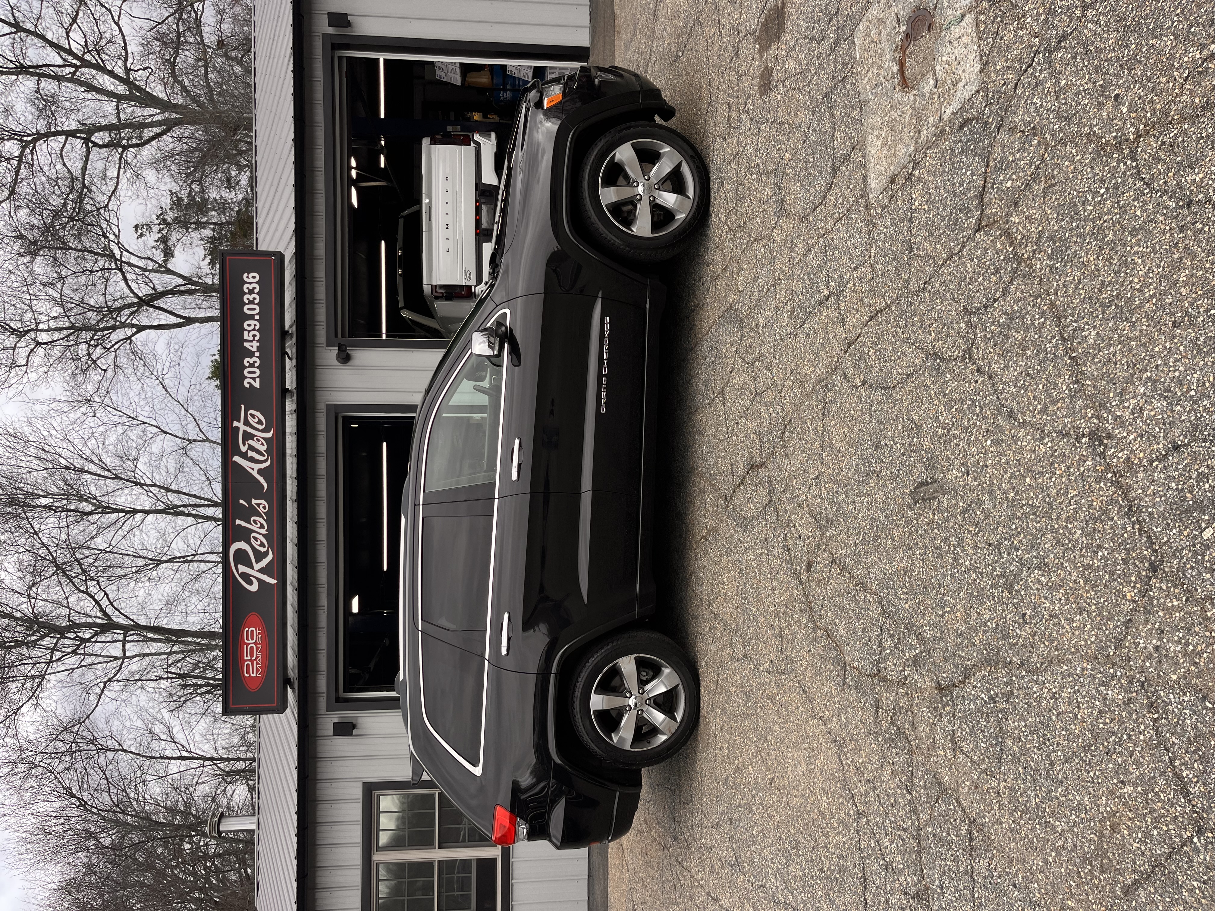 NEW ARRIVAL!! 2015 JEEP GRAND CHEROKEE OVERLAND!! Clean carfax!! Loaded with options!!! Navigation, heated front and rear seats, heated steering wheel, cooled front seats, remote start, pano roof, backup camera and much much more!! Runs and drives great! Only 130k miles!! Won’t last at only $11,400!!