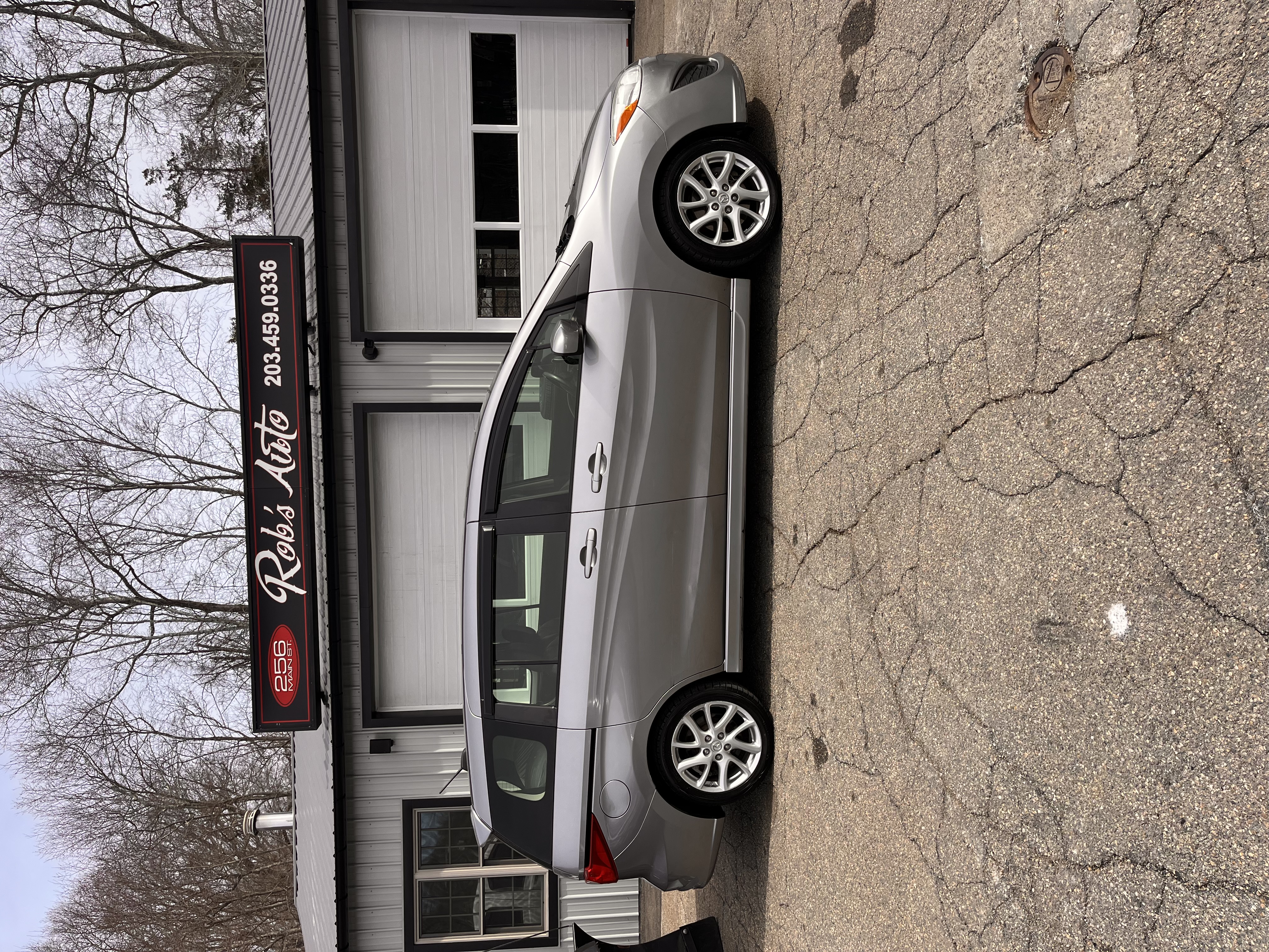 NEW ARRIVAL!! 2012 MAZDA MAZDA5 GRAND TOURING!! Clean carfax!! Loaded with leather, heated seats, moonroof, Bluetooth and much more! 6 passenger seating with third row! Two sets of wheels and tires (winter and summer) only 124k miles!! Runs and drives great!! A bargain at ONLY $6,700!!! Won’t last!!