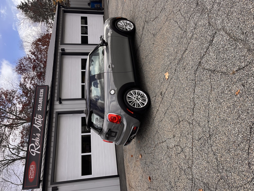 NEW ARRIVAL!! 2019 MINI COOPER S!! Clean carfax!! ONLY 33k miles! Signature Trim!! Heated leather seats, pano roof, backup camera, Bluetooth and much much more! Won’t last at Only $19,900