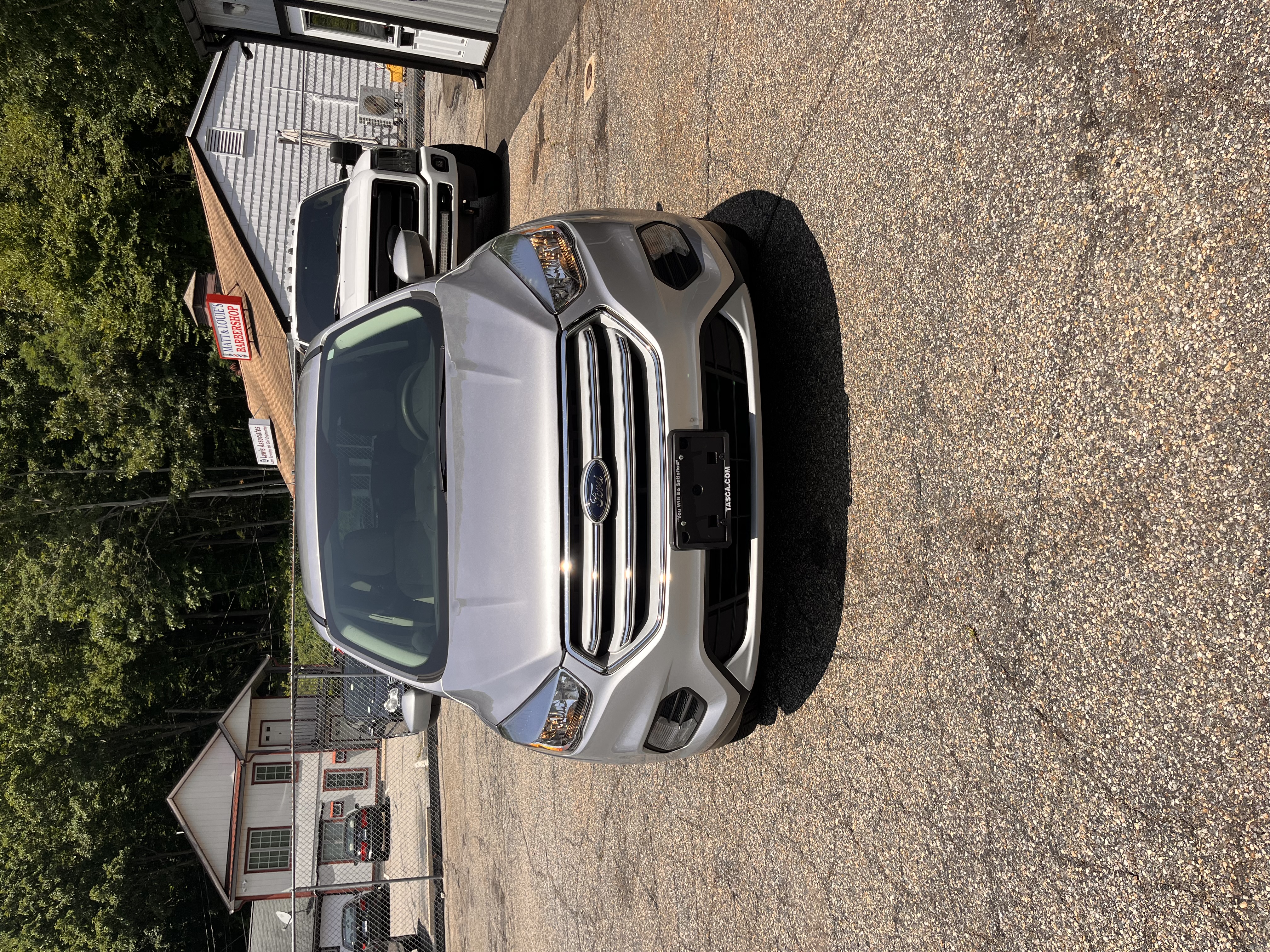 NEW ARRIVAL!!! 2019 FORD ESCAPE SE!! AWD!! Runs and drives great!! Gas saver!! Heated seats, remote start, backup camera, Bluetooth, keyless entry and much more!! Only 83k miles!! Won’t last at $12,900!!