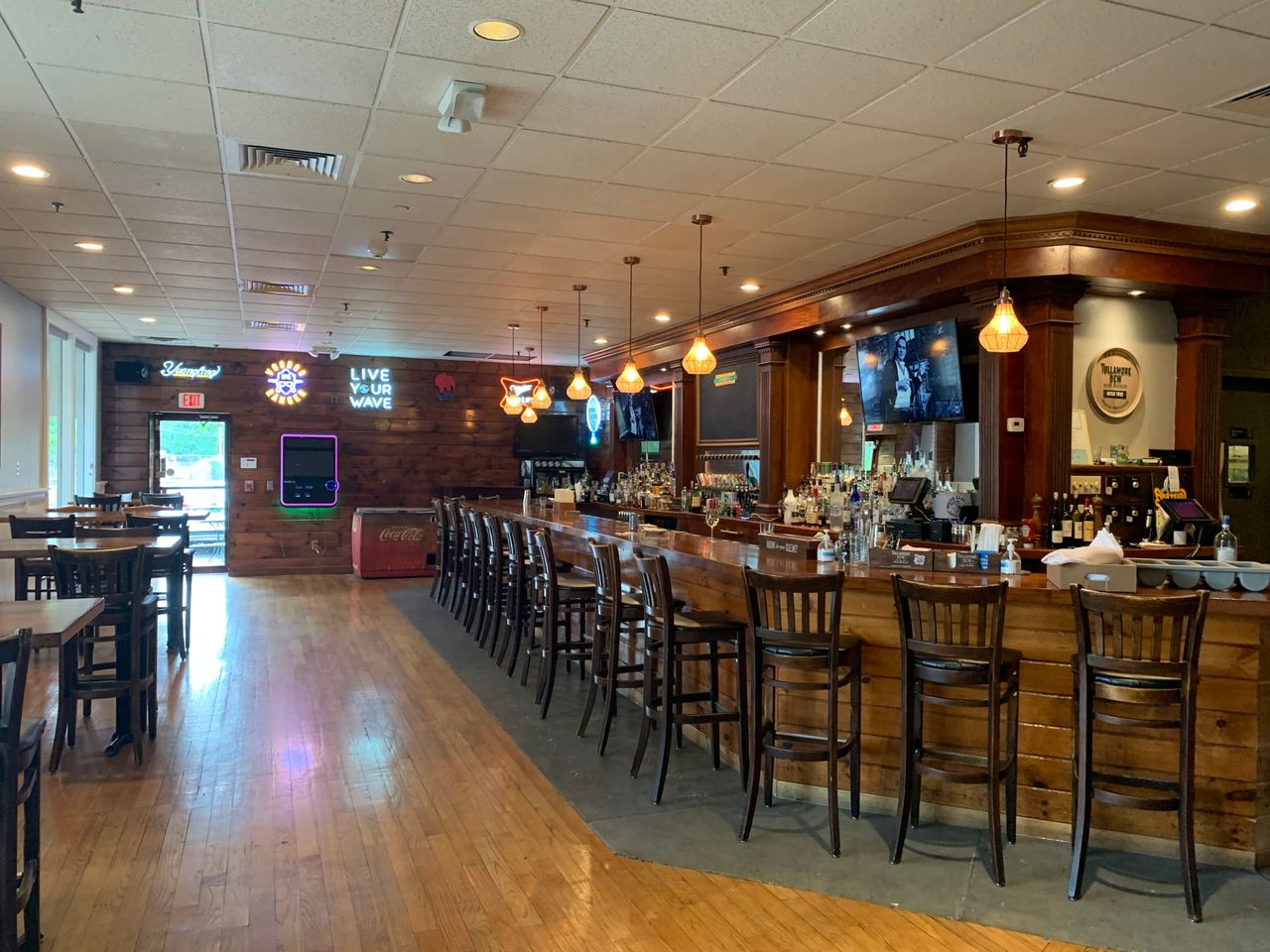 Bar photo 1