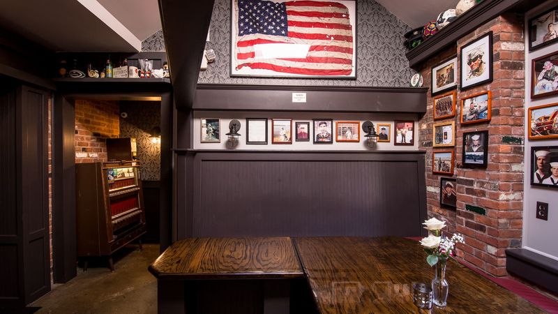 Bar photo 3